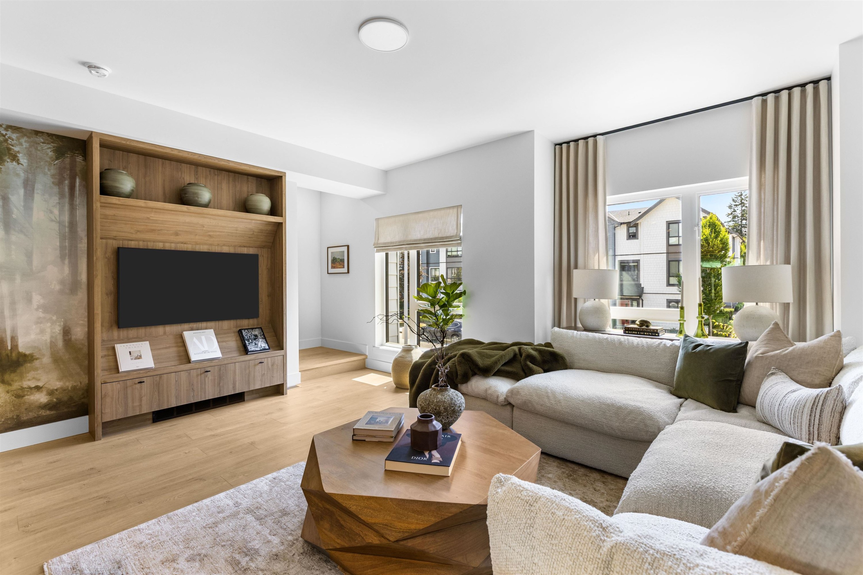 6-16765 25 Avenue, Surrey, BC - Indoor Photo Showing Living Room