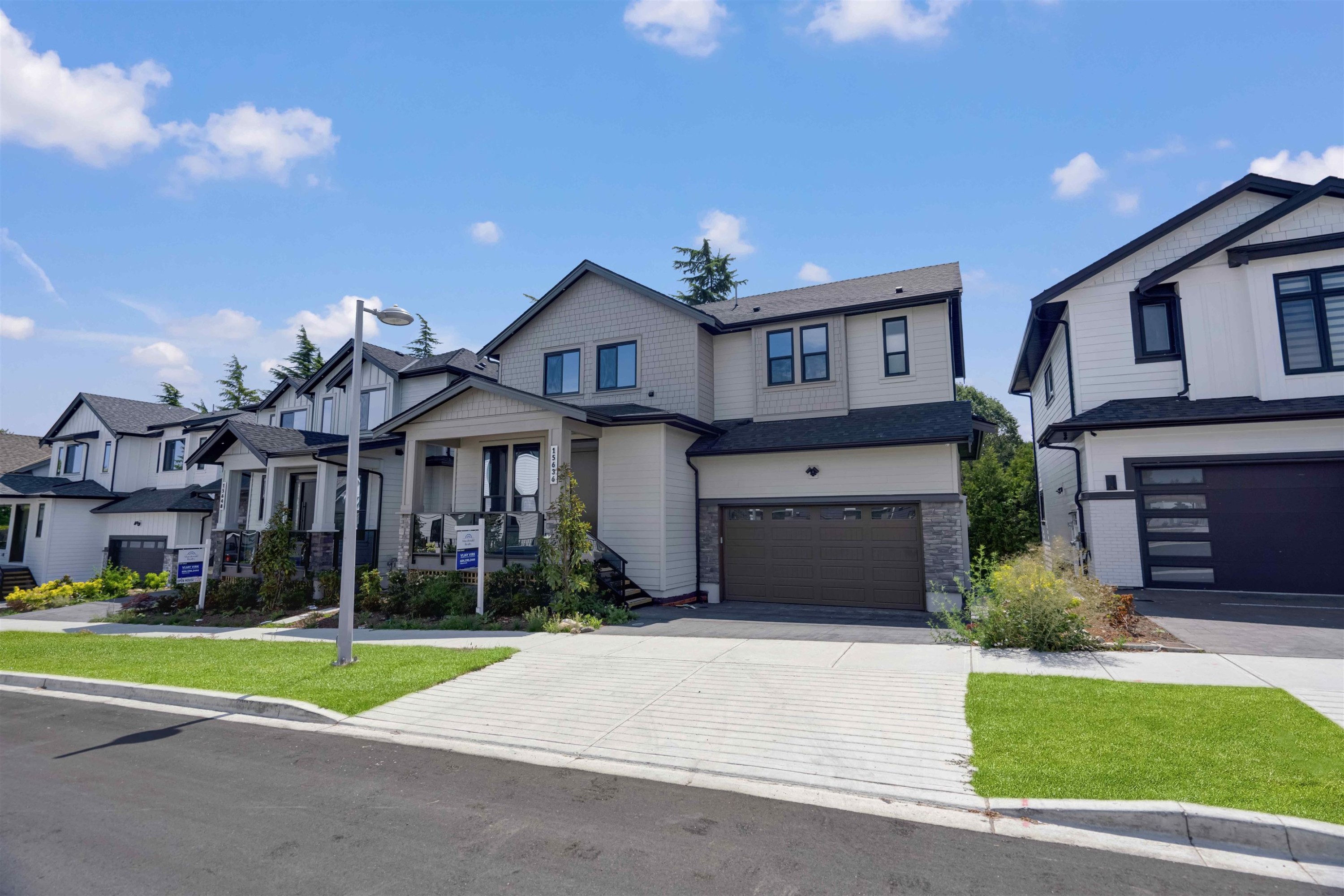 15636 23A Avenue, Surrey, BC - Outdoor With Facade