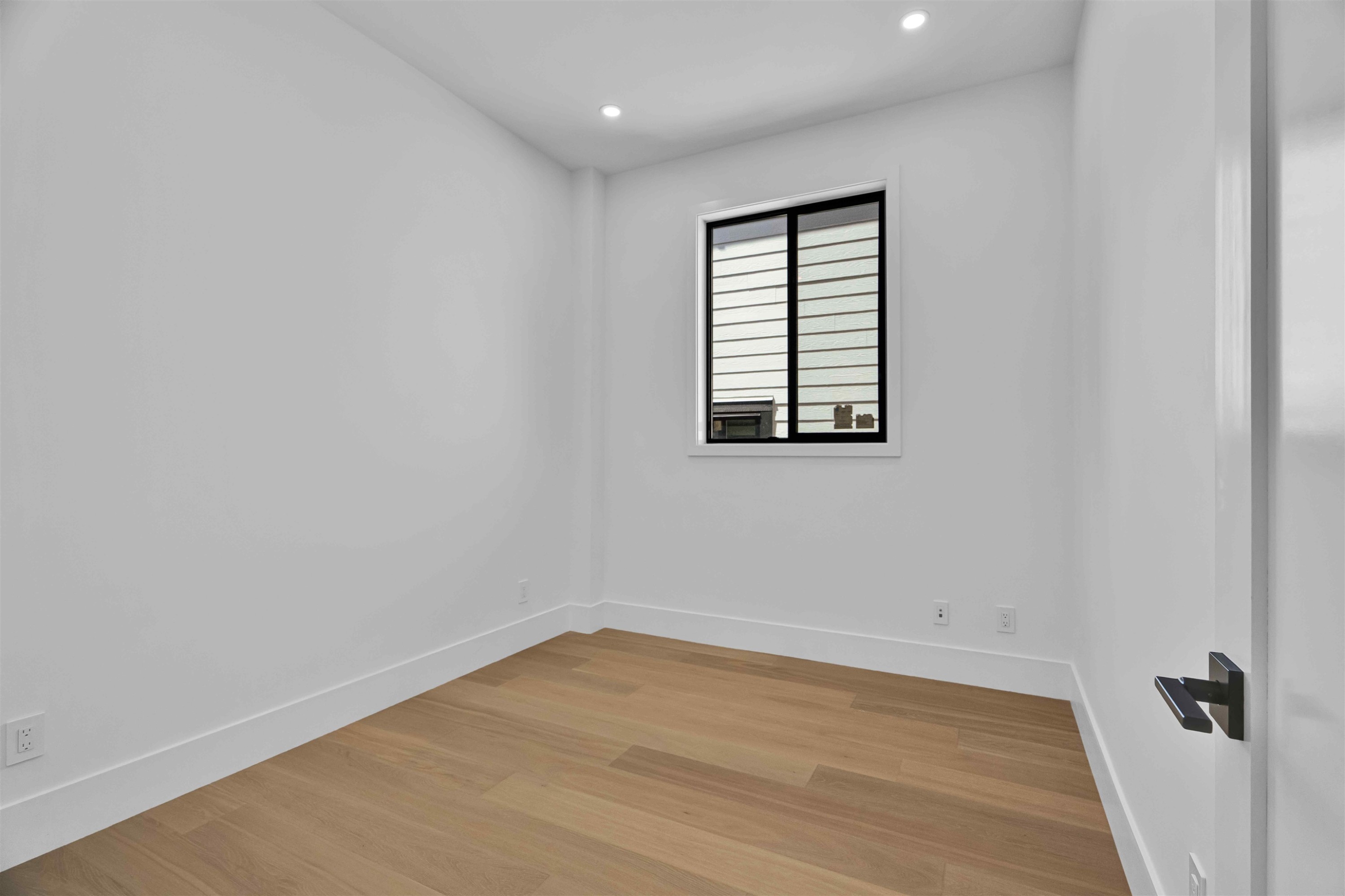 15636 23A Avenue, Surrey, BC - Indoor Photo Showing Other Room