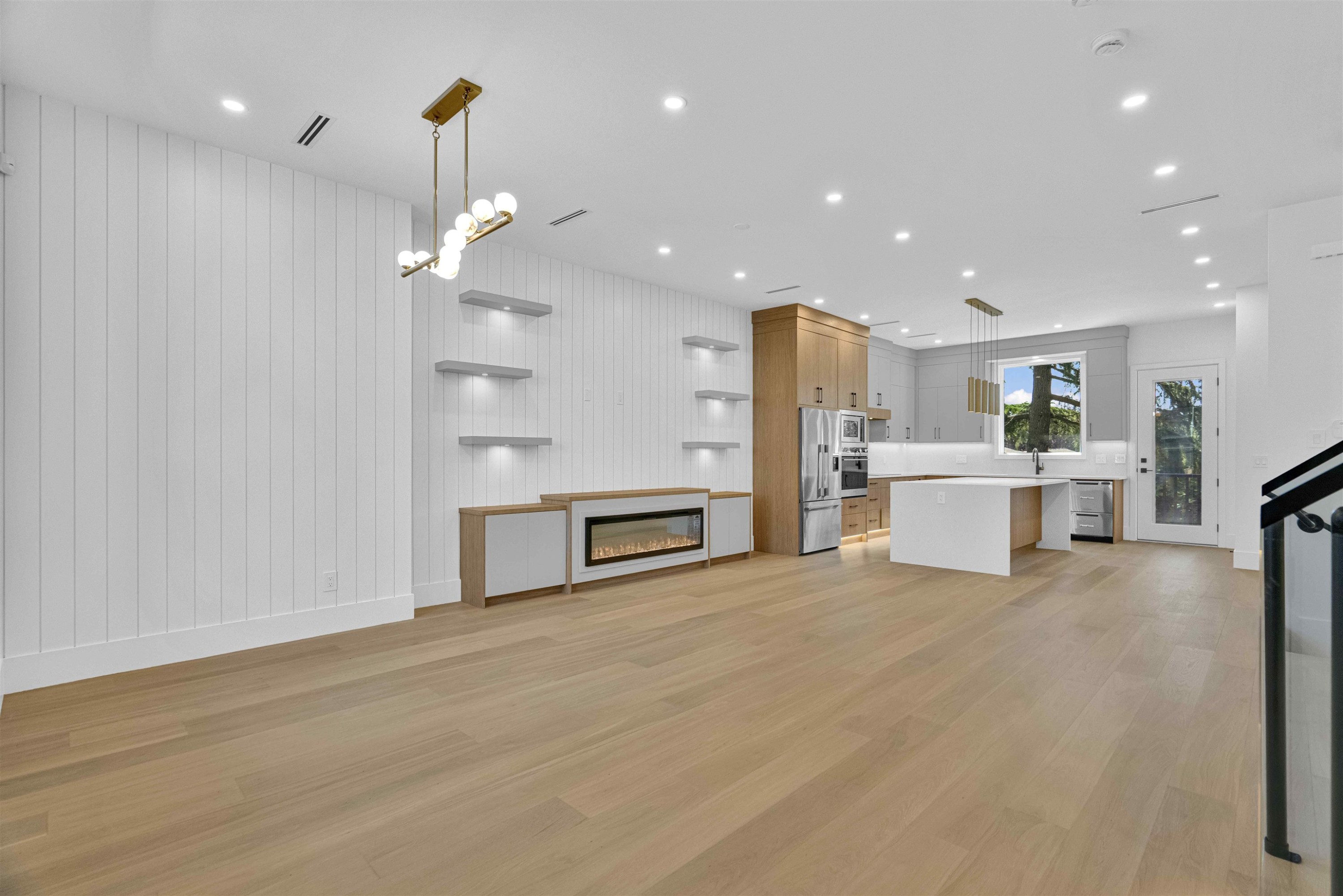 15636 23A Avenue, Surrey, BC - Indoor