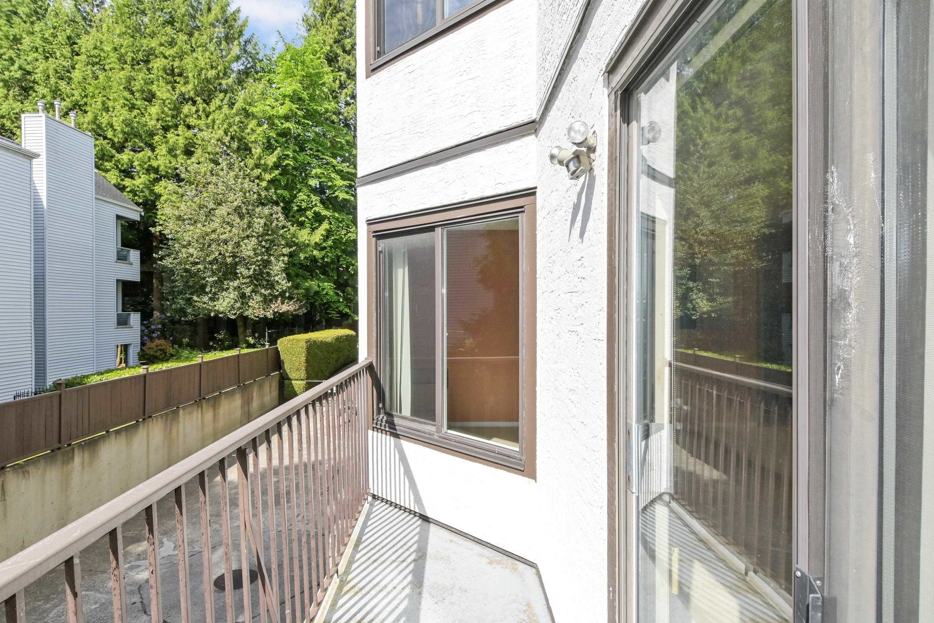 111-1521 Blackwood Street, White Rock, BC - Outdoor With Balcony With Exterior