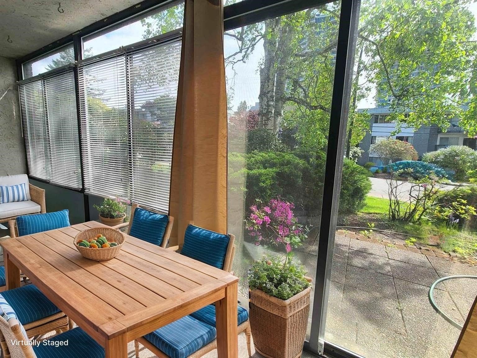 111-1521 Blackwood Street, White Rock, BC -