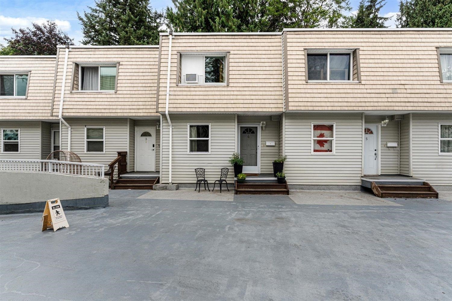 4-33293 Bourquin Crescent E, Abbotsford, BC - Outdoor