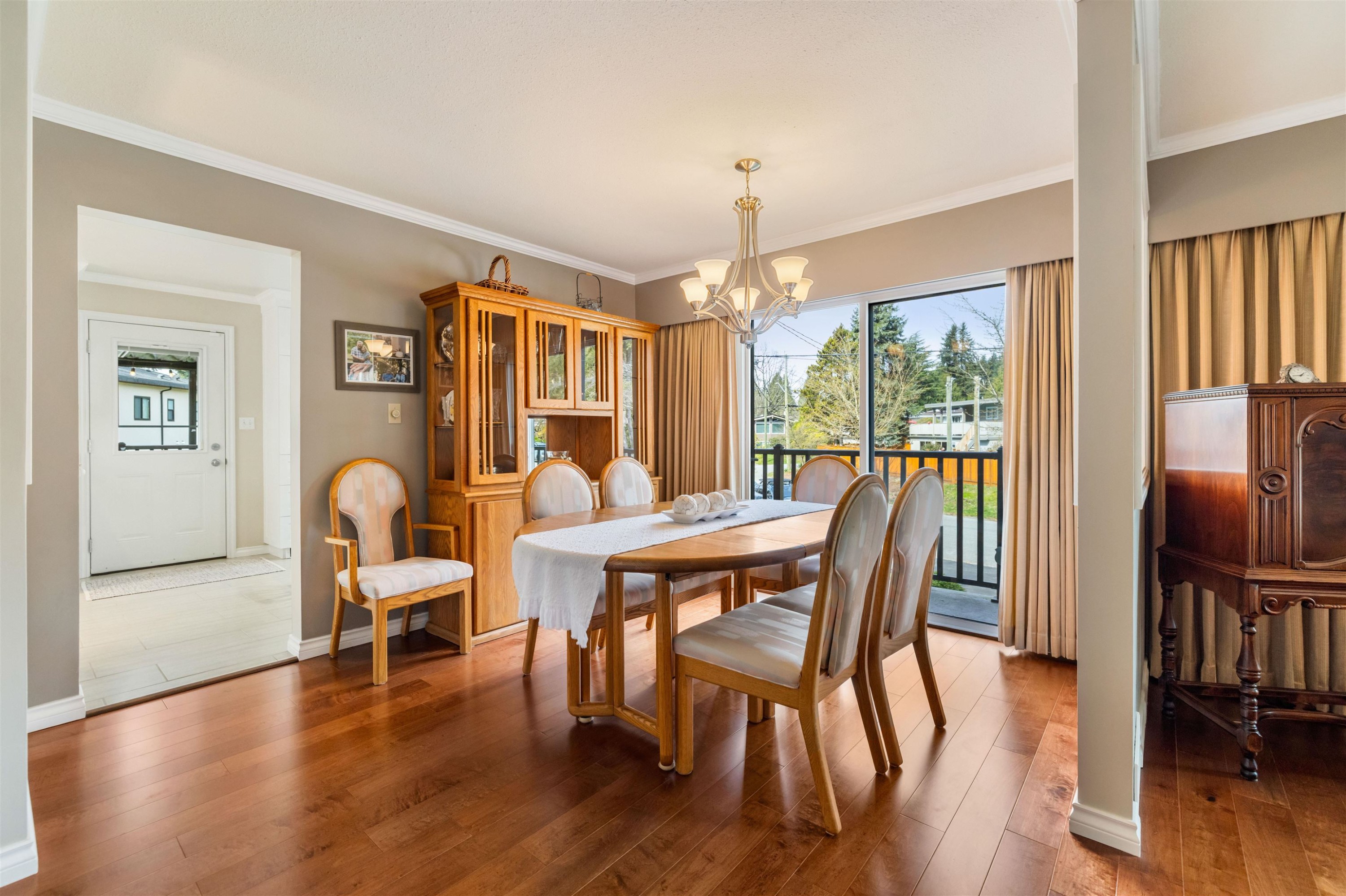 11169 Mason Place, Delta, BC - Indoor Photo Showing Dining Room