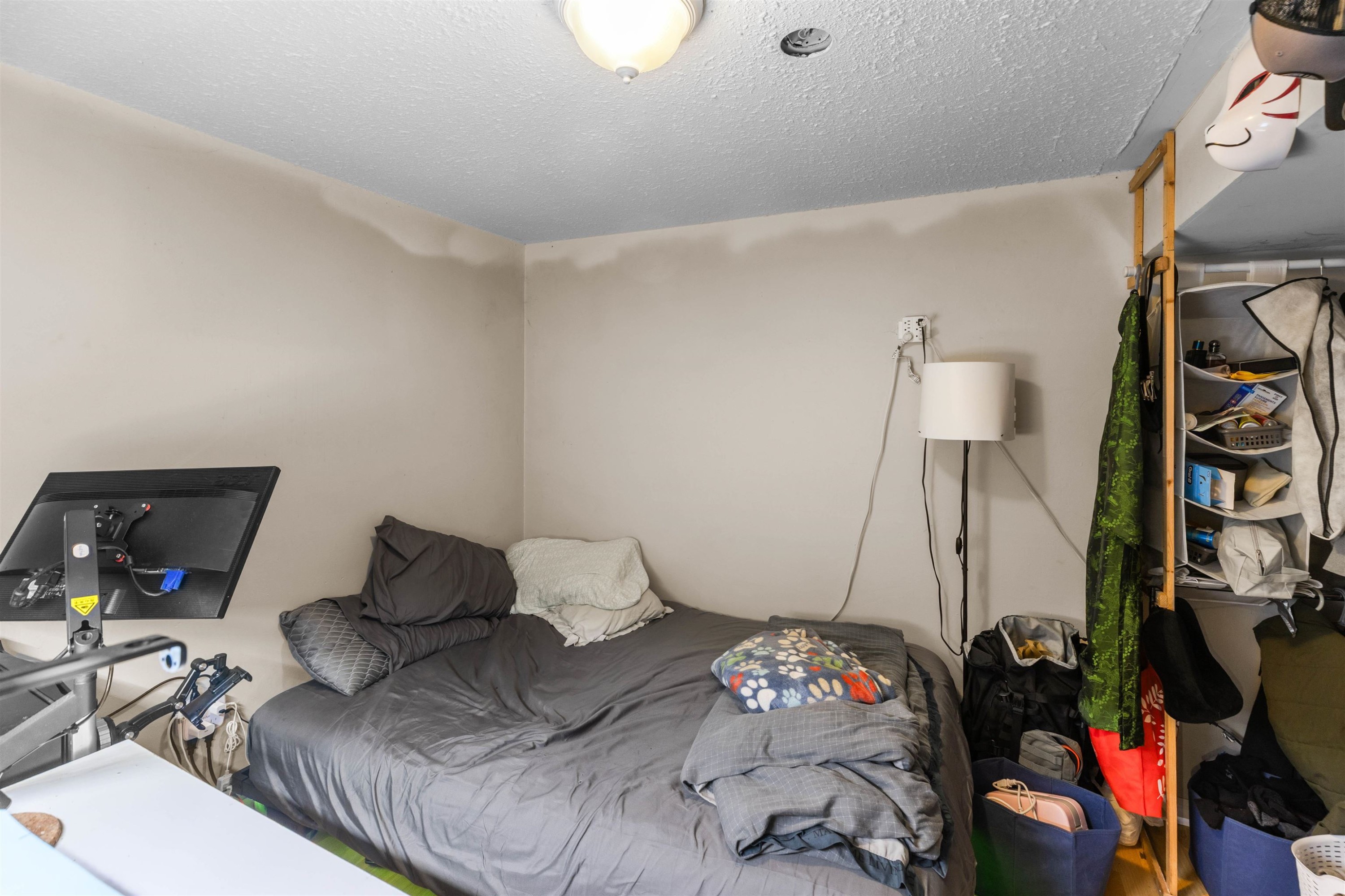 32622 Egglestone Avenue, Mission, BC - Indoor Photo Showing Bedroom