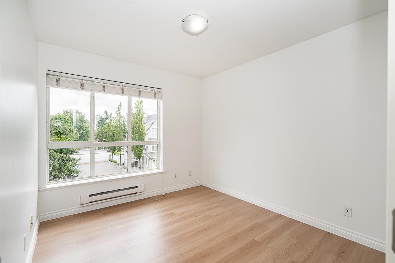 62-6450 199 Street, Langley, BC - Indoor Photo Showing Other Room