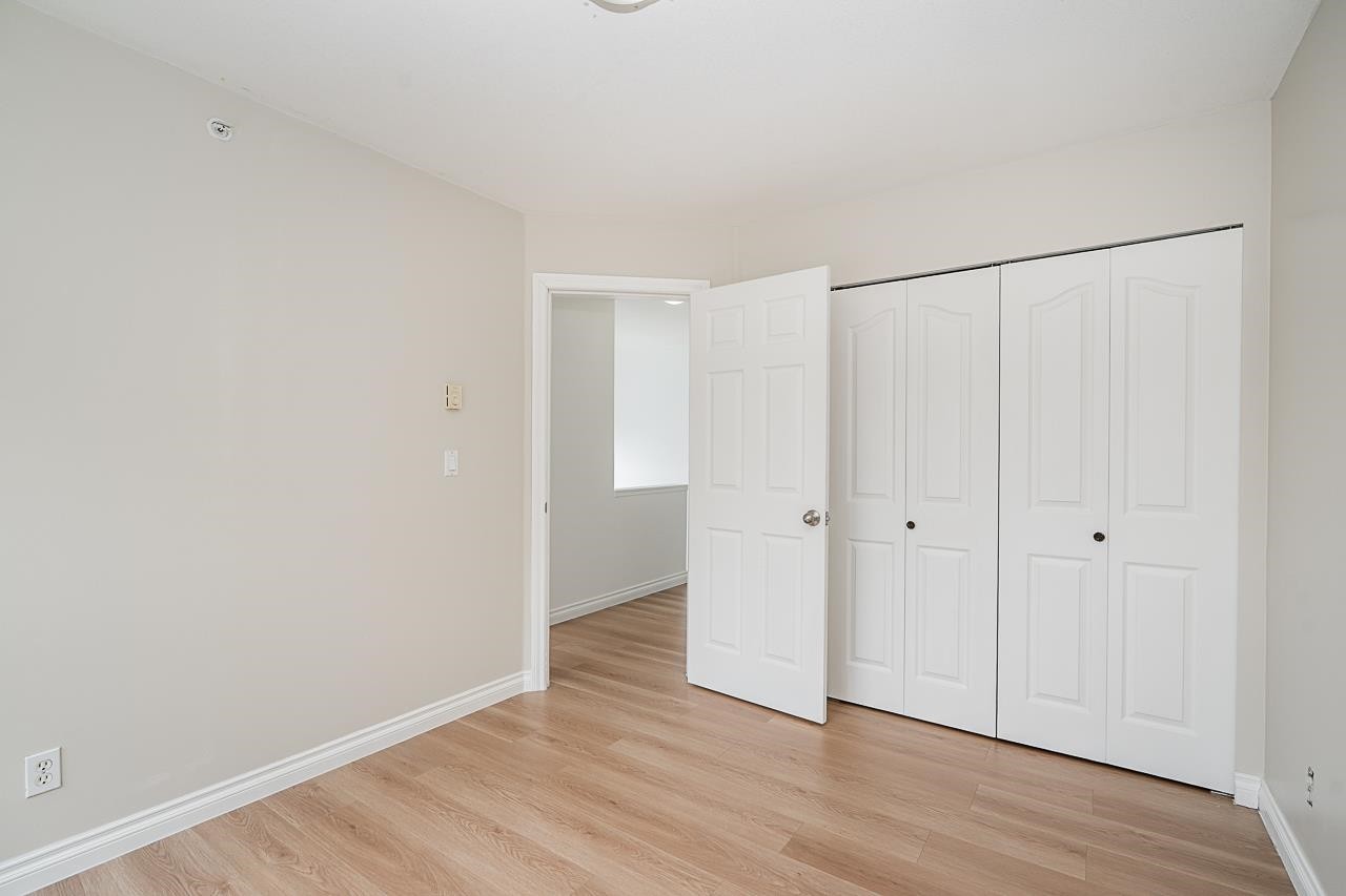 62-6450 199 Street, Langley, BC - Indoor Photo Showing Other Room