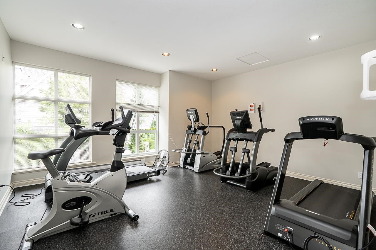 62-6450 199 Street, Langley, BC - Indoor Photo Showing Gym Room