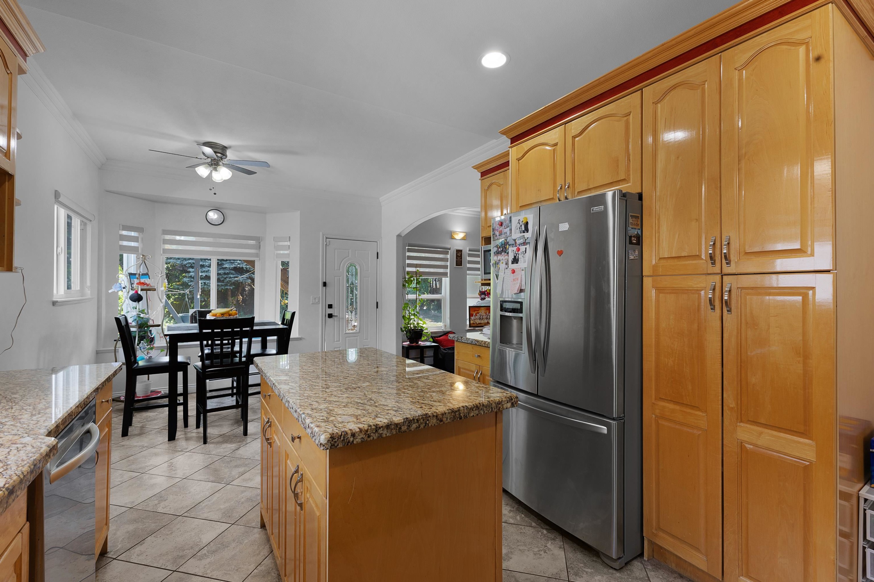 9928 116 Street, Surrey, BC - Indoor Photo Showing Kitchen