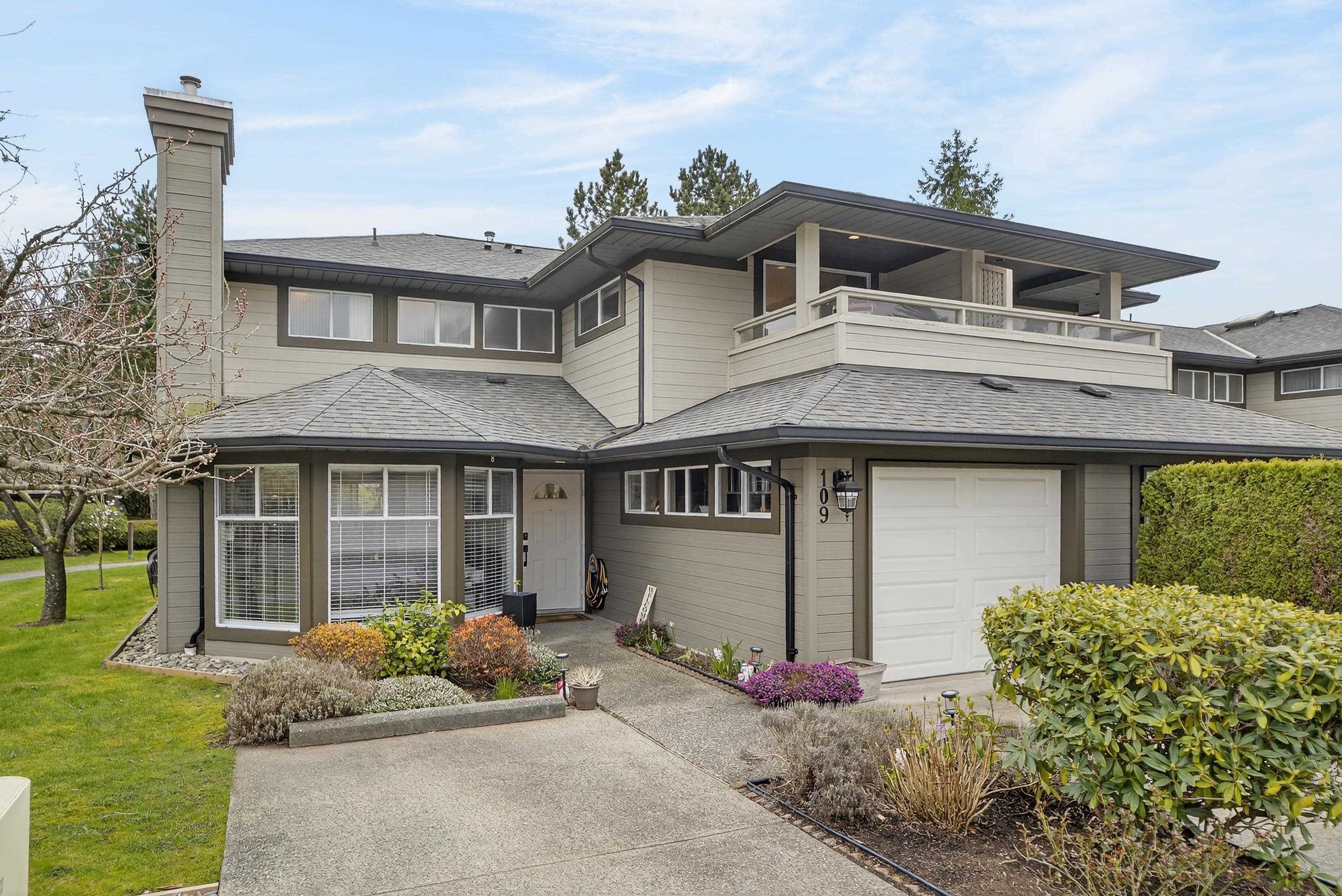 109-16080 82 Avenue, Surrey, BC - Outdoor With Facade