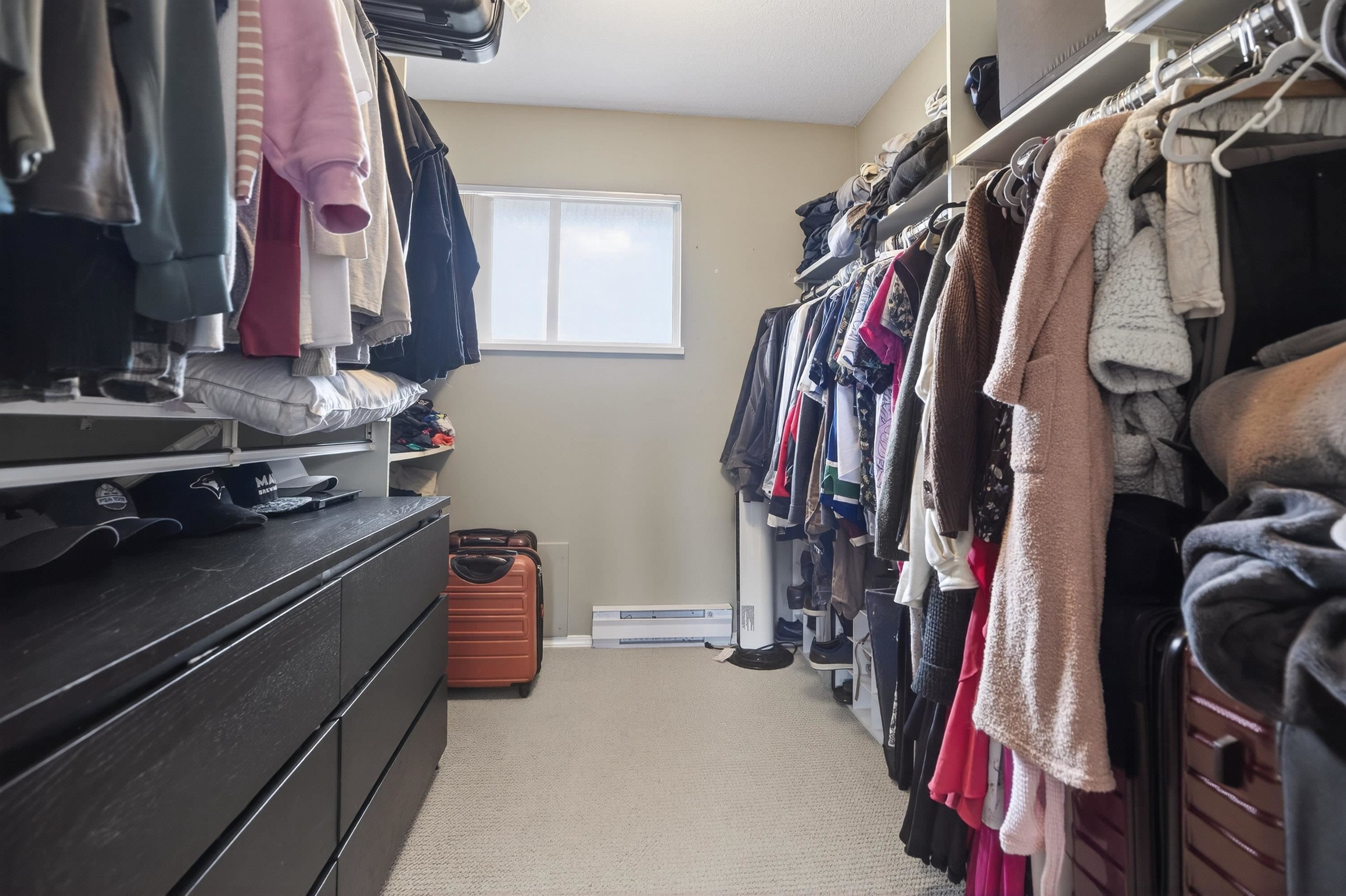 109-16080 82 Avenue, Surrey, BC - Indoor With Storage