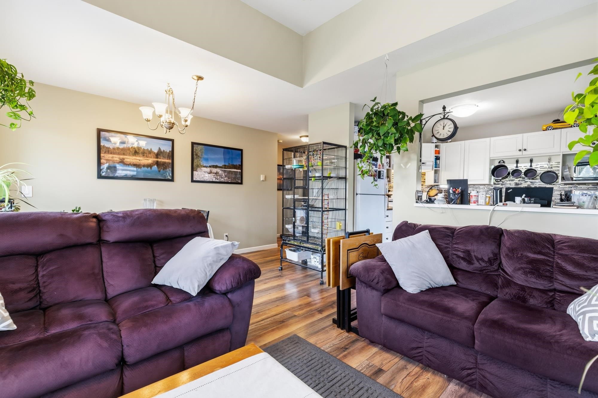 309-7554 Briskham Street, Mission, BC - Indoor Photo Showing Living Room