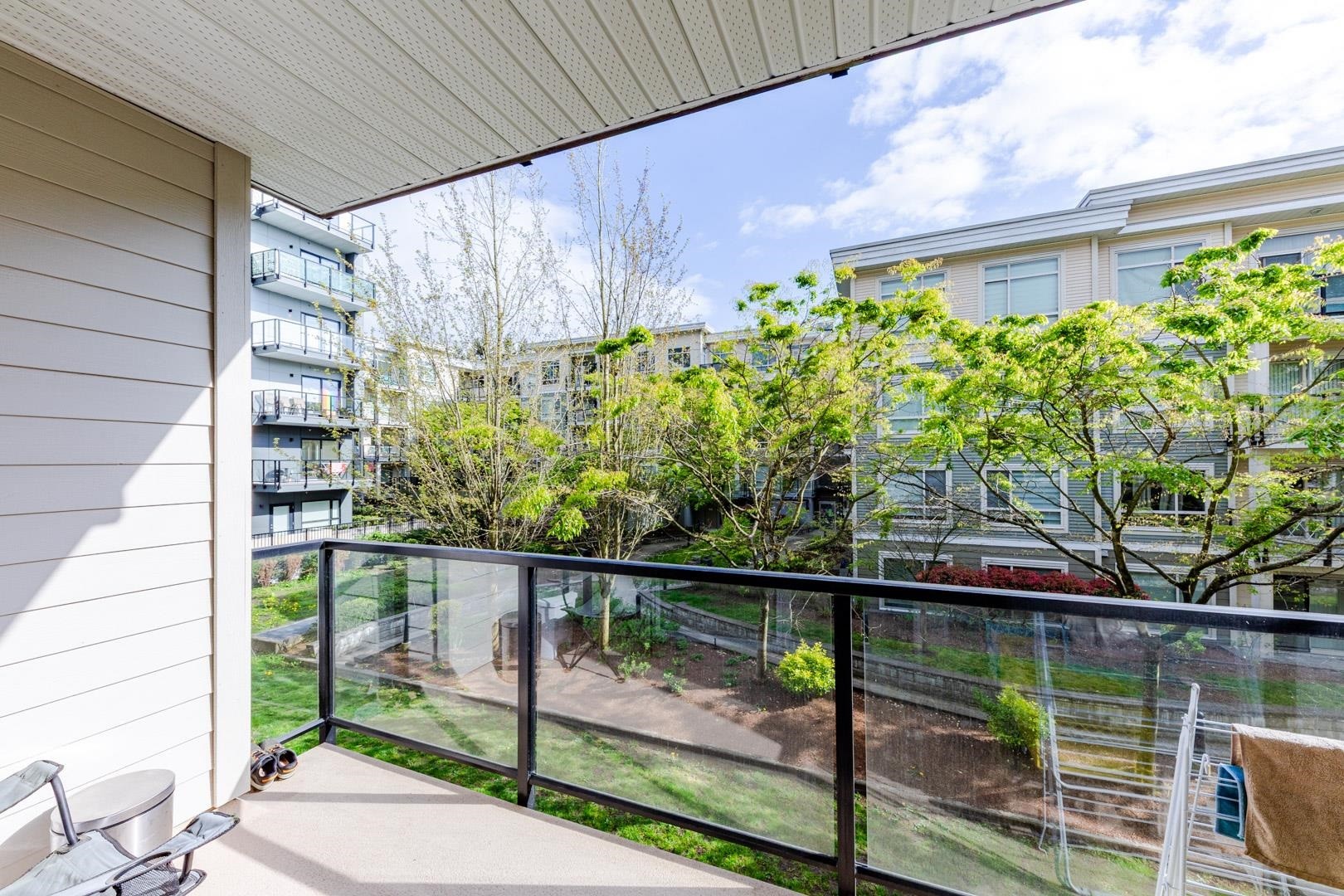 323-13768 108 Avenue, Surrey, BC - Outdoor With Exterior