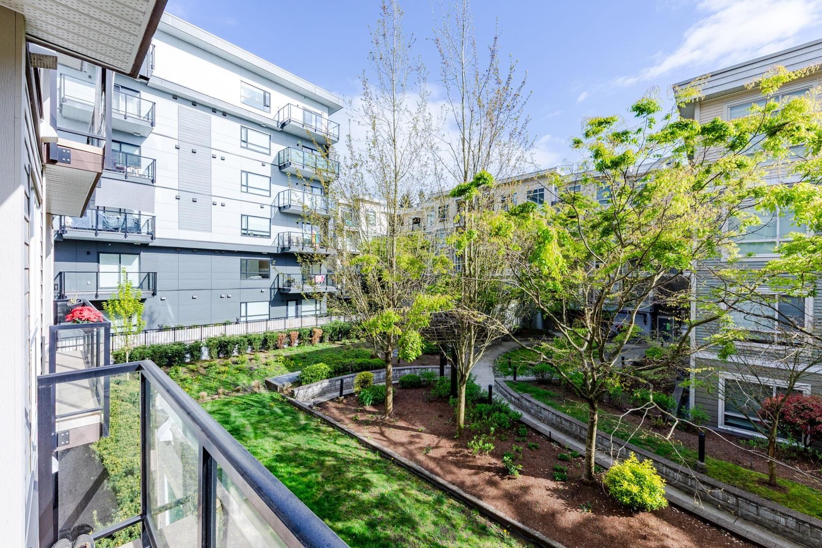 323-13768 108 Avenue, Surrey, BC - Outdoor