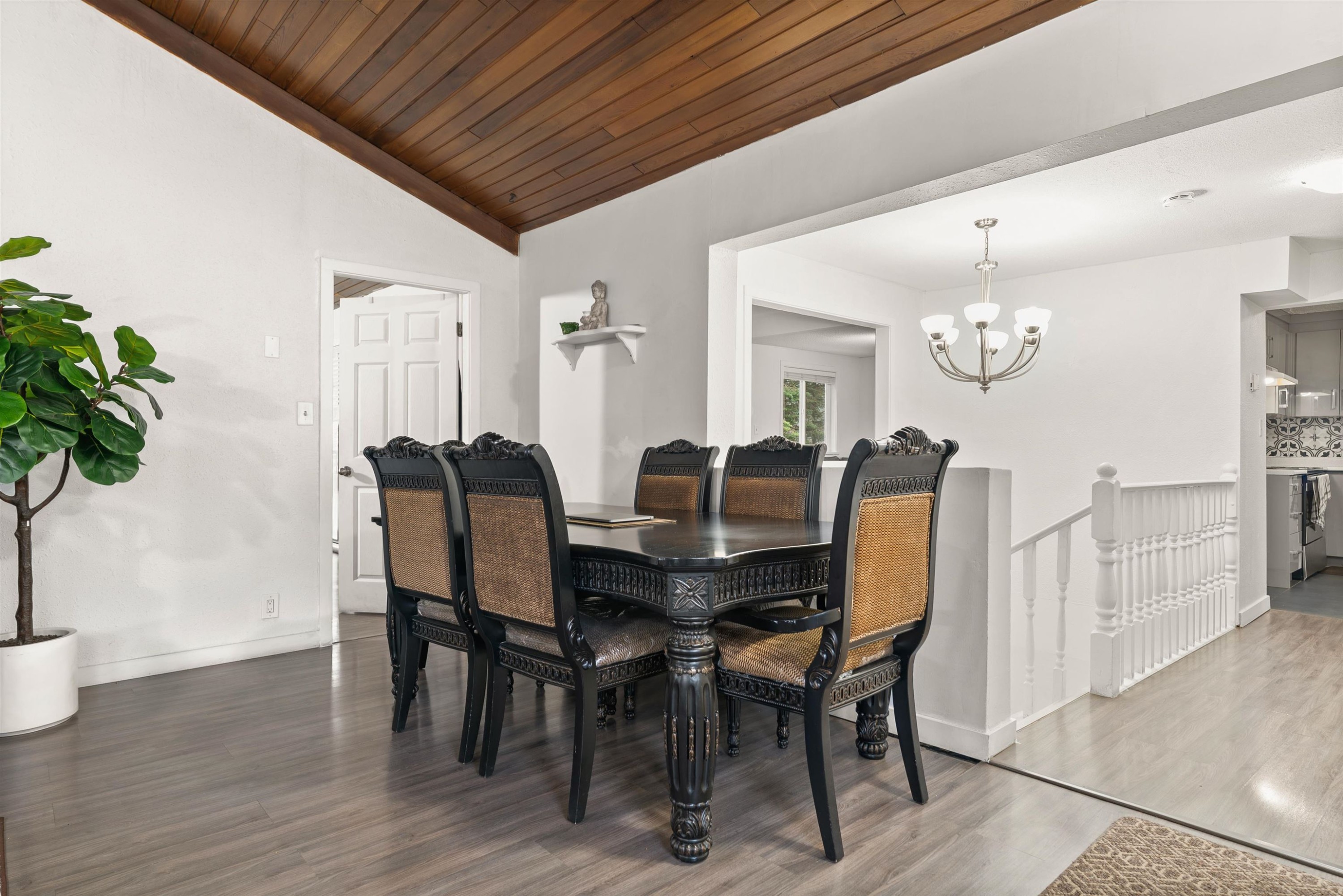 11186 Farms Road, Mission, BC - Indoor Photo Showing Dining Room