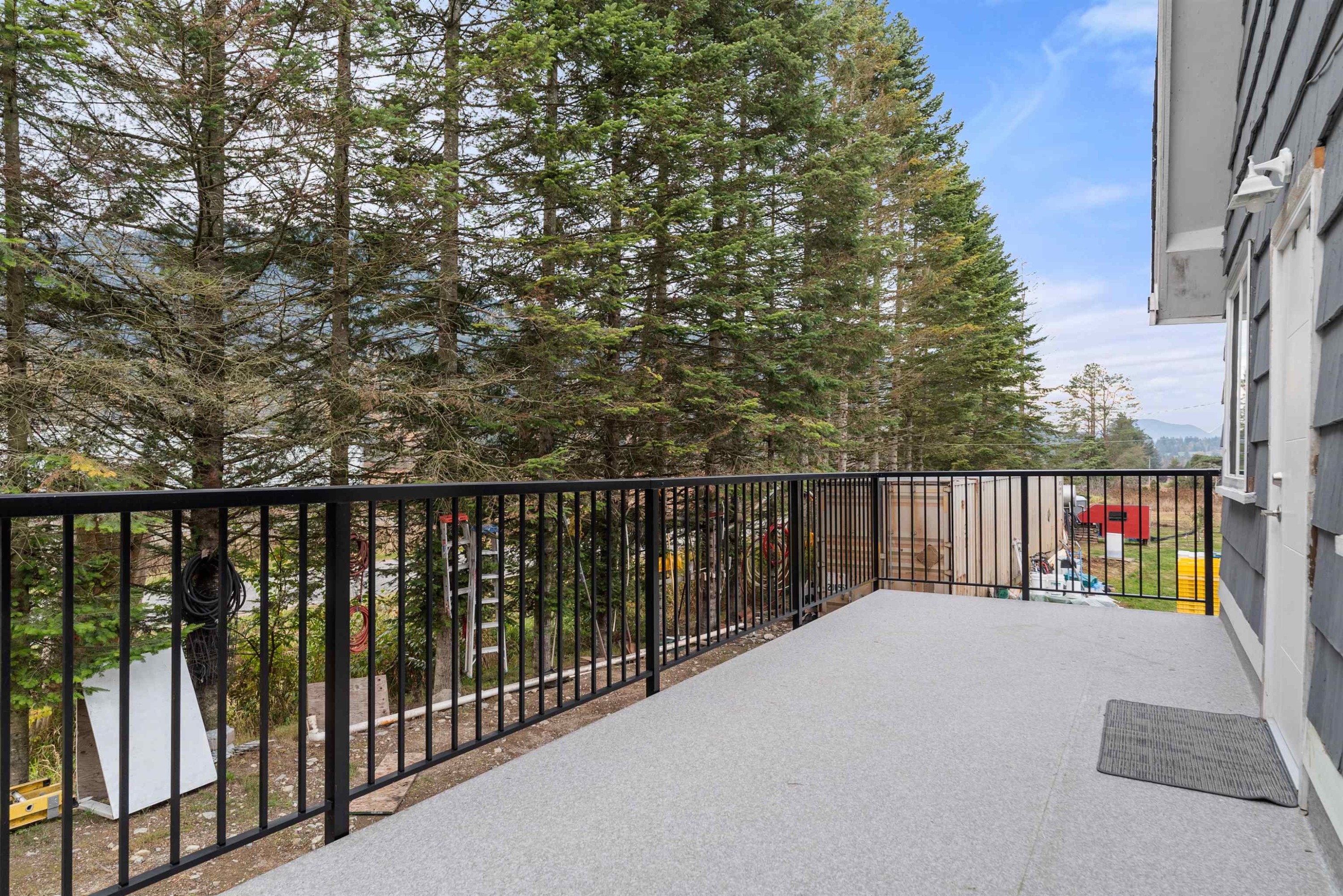 11186 Farms Road, Mission, BC - Outdoor With Exterior