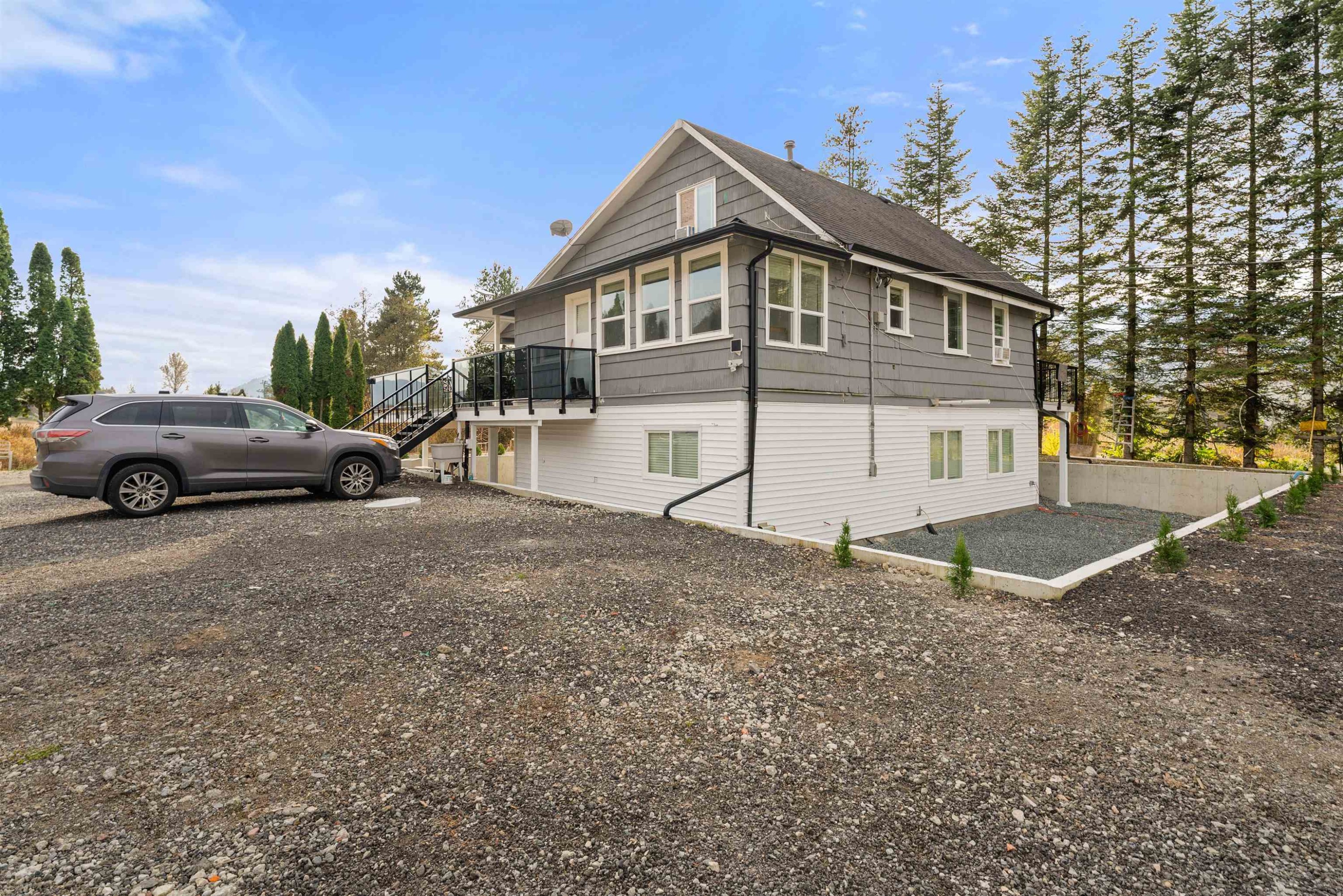 11186 Farms Road, Mission, BC - Outdoor