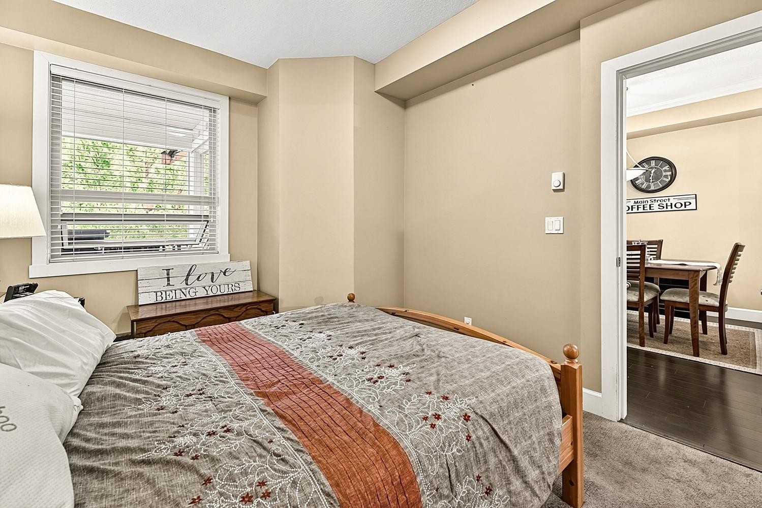411-13897 Fraser Highway, Surrey, BC - Indoor Photo Showing Bedroom