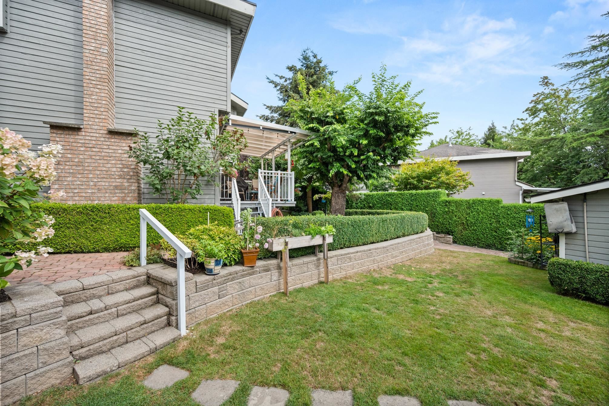 14972 81A Avenue, Surrey, BC - Outdoor