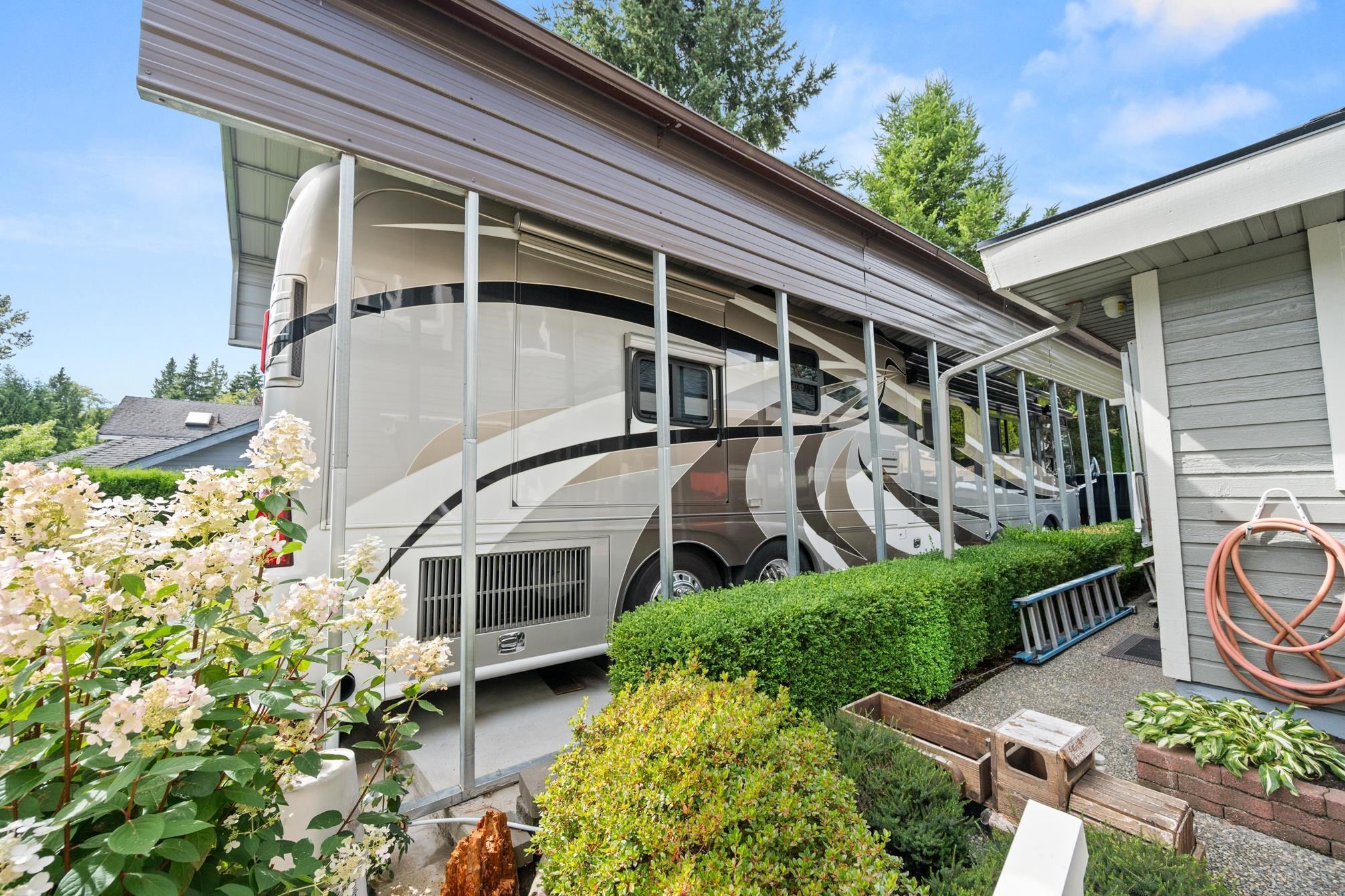14972 81A Avenue, Surrey, BC - Outdoor