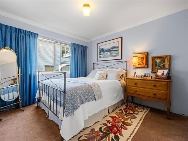 13383 14A Avenue, Surrey, BC - Indoor Photo Showing Bedroom