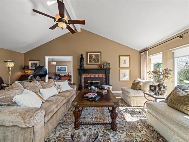 13383 14A Avenue, Surrey, BC - Indoor Photo Showing Living Room With Fireplace