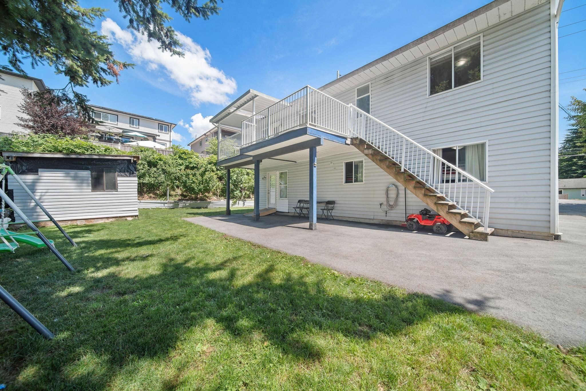 8167 Cedar Street, Mission, BC - Outdoor