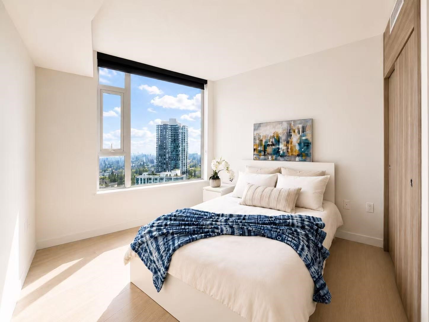 3310-9887 Whalley Boulevard, Surrey, BC - Indoor Photo Showing Bedroom