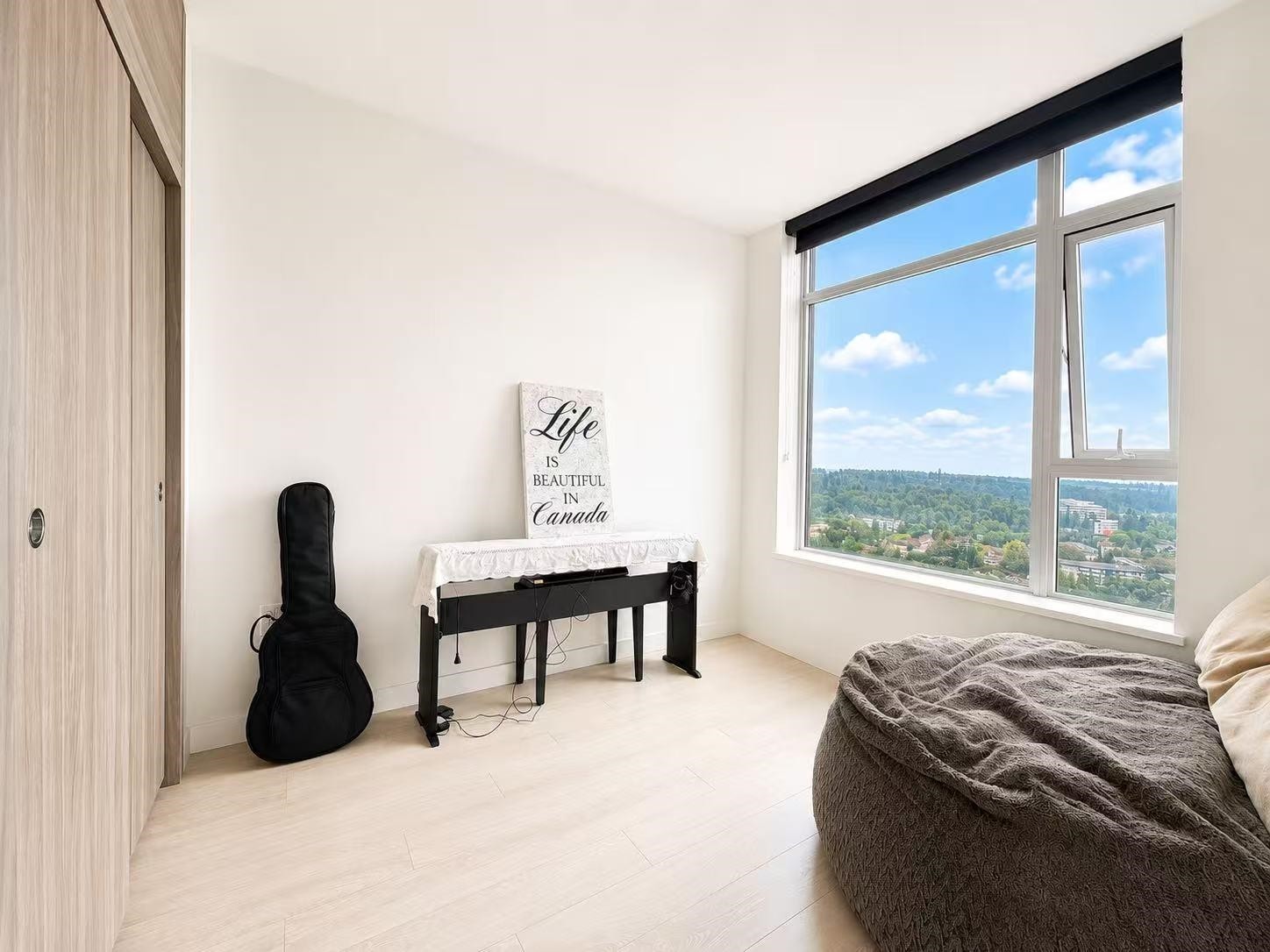 3310-9887 Whalley Boulevard, Surrey, BC - Indoor