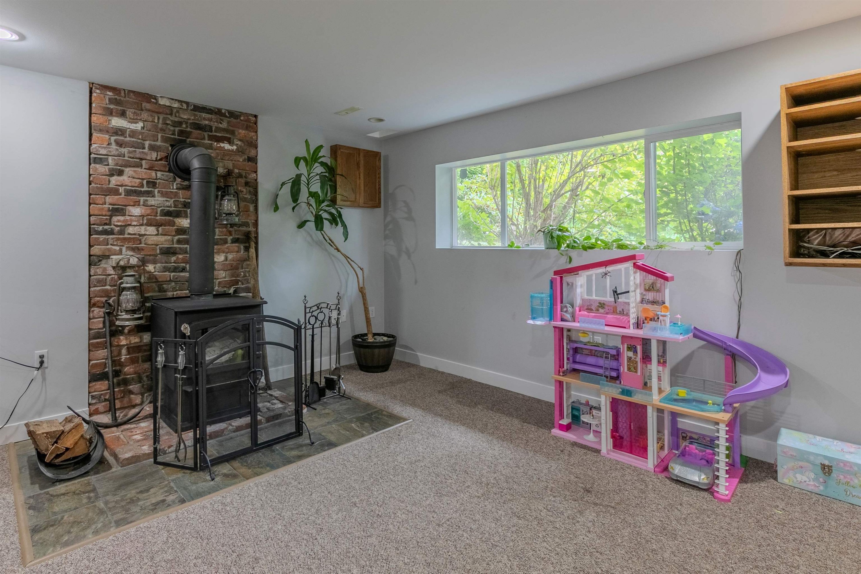 35073 Ewert Avenue, Mission, BC - Indoor