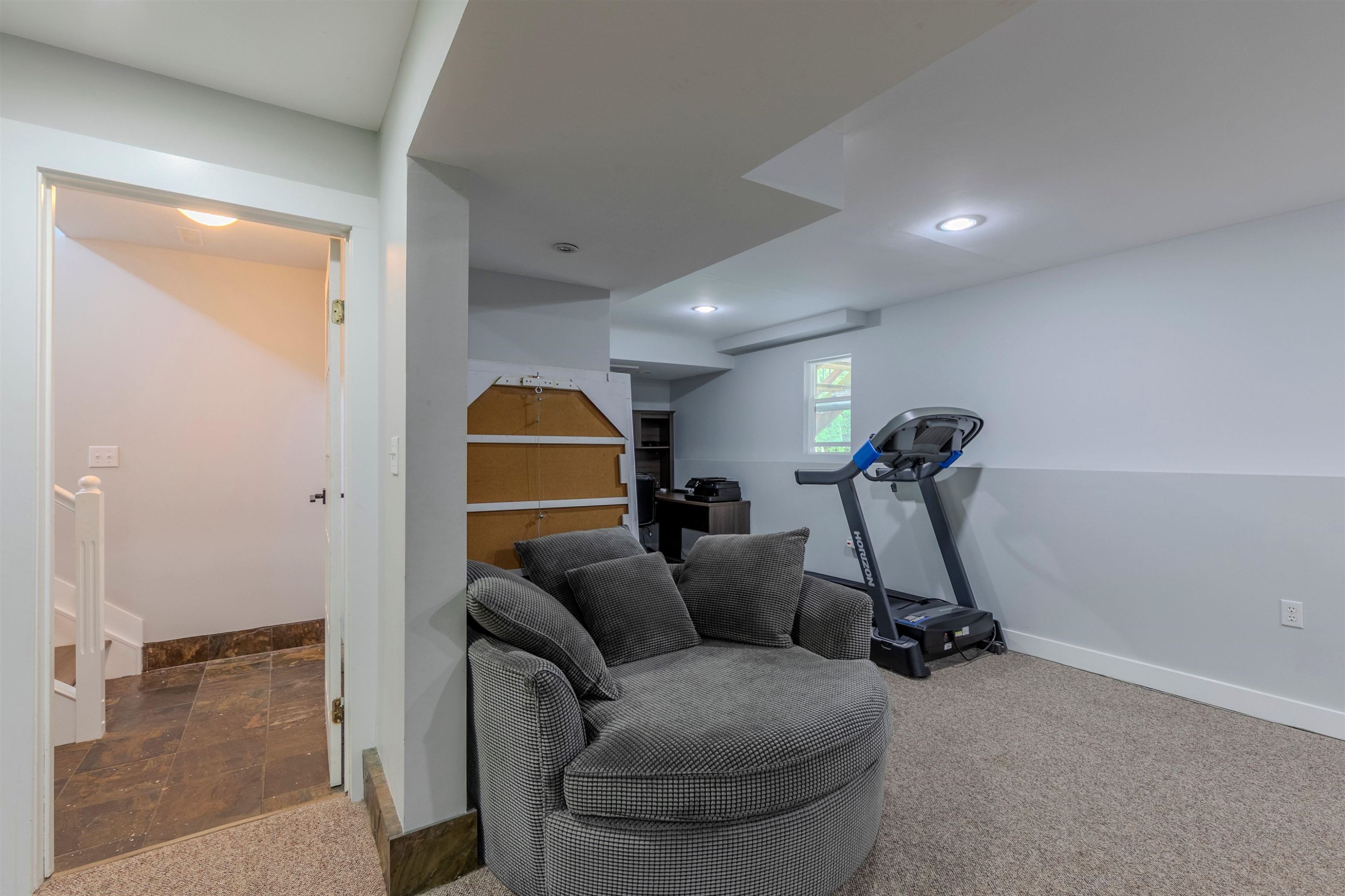 35073 Ewert Avenue, Mission, BC - Indoor