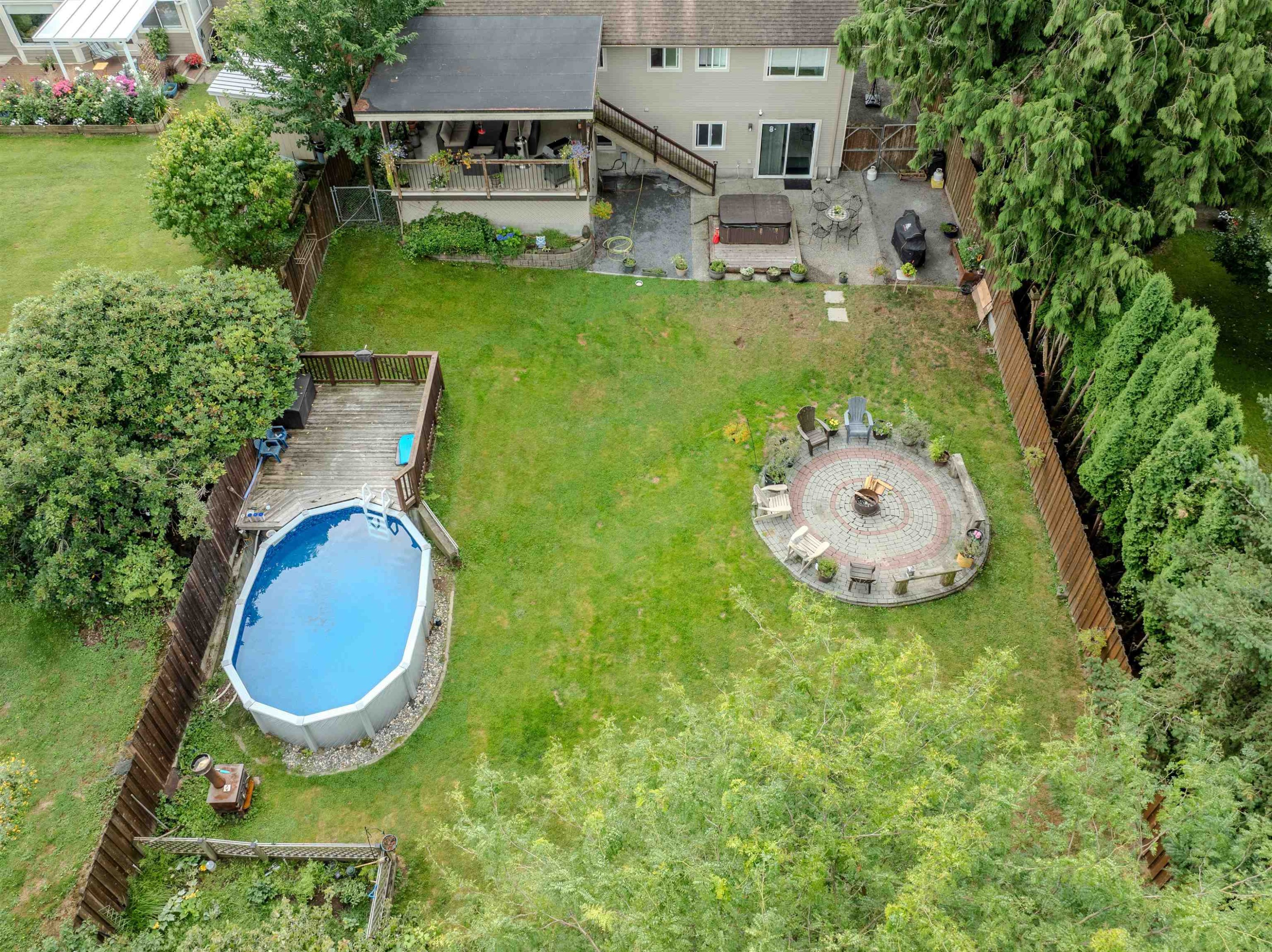 35073 Ewert Avenue, Mission, BC - Outdoor With Above Ground Pool With Deck Patio Veranda