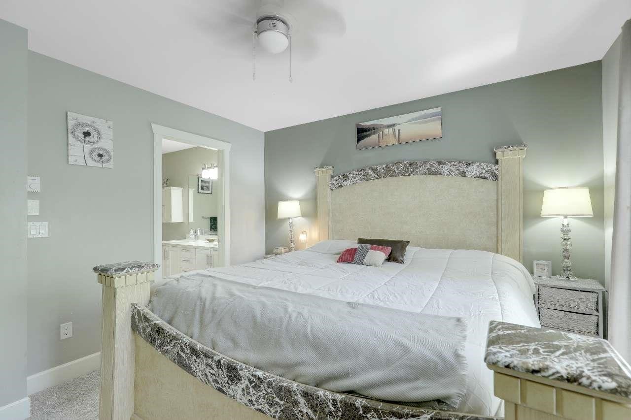 21-19560 68 Avenue, Surrey, BC - Indoor Photo Showing Bedroom