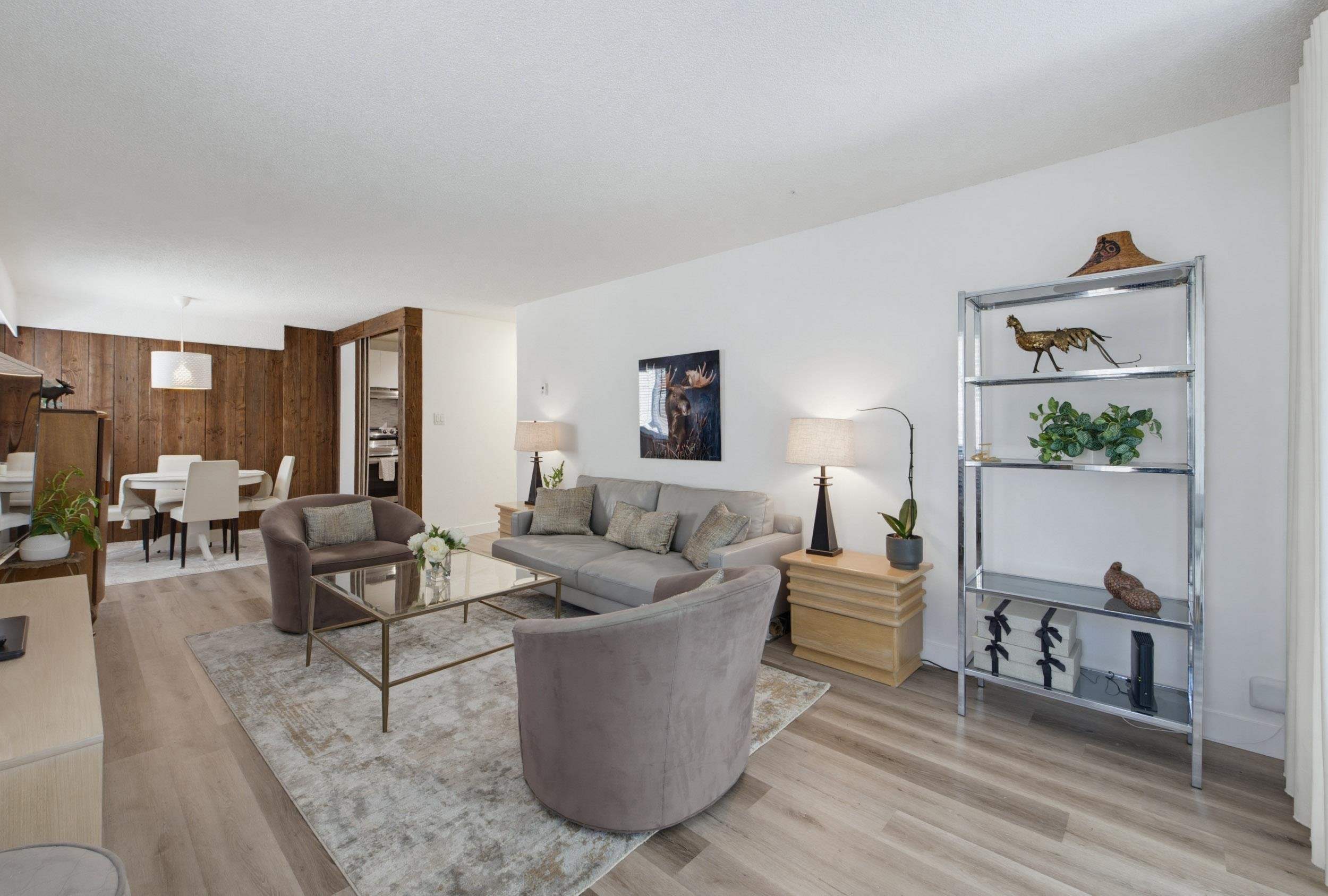 111-7436 Stave Lake Street, Mission, BC - Indoor Photo Showing Living Room