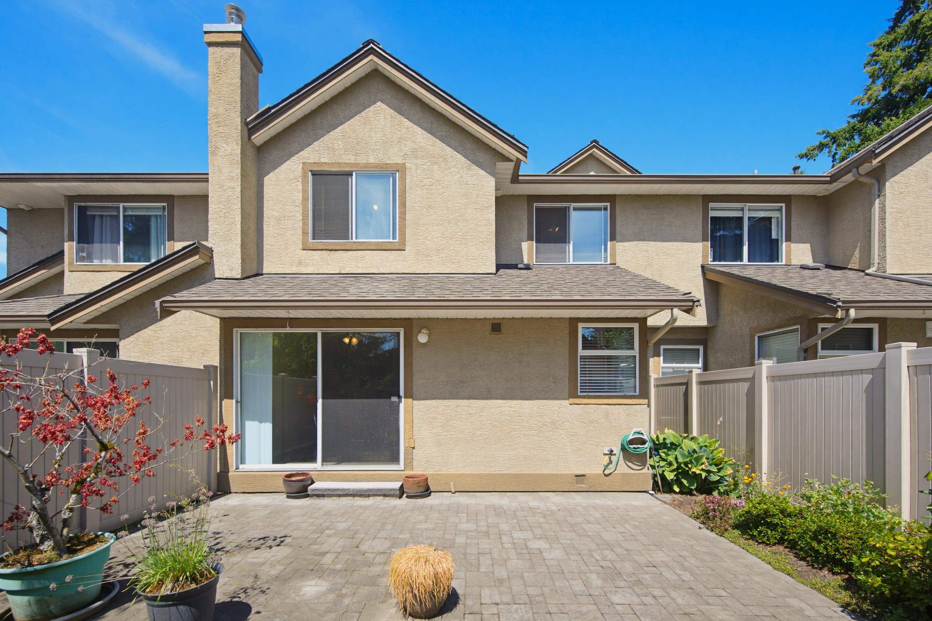 107-15988 83 Avenue, Surrey, BC - Outdoor