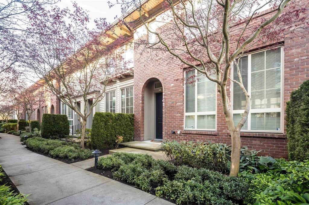 27-16260 23A Avenue, Surrey, BC - Outdoor With Facade