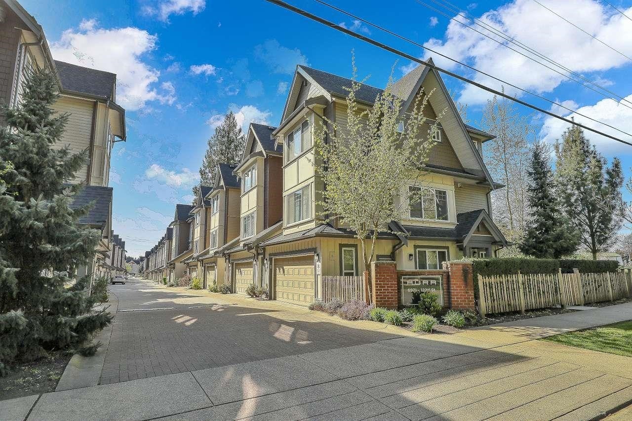 17-6971 122 Street, Surrey, BC - Outdoor