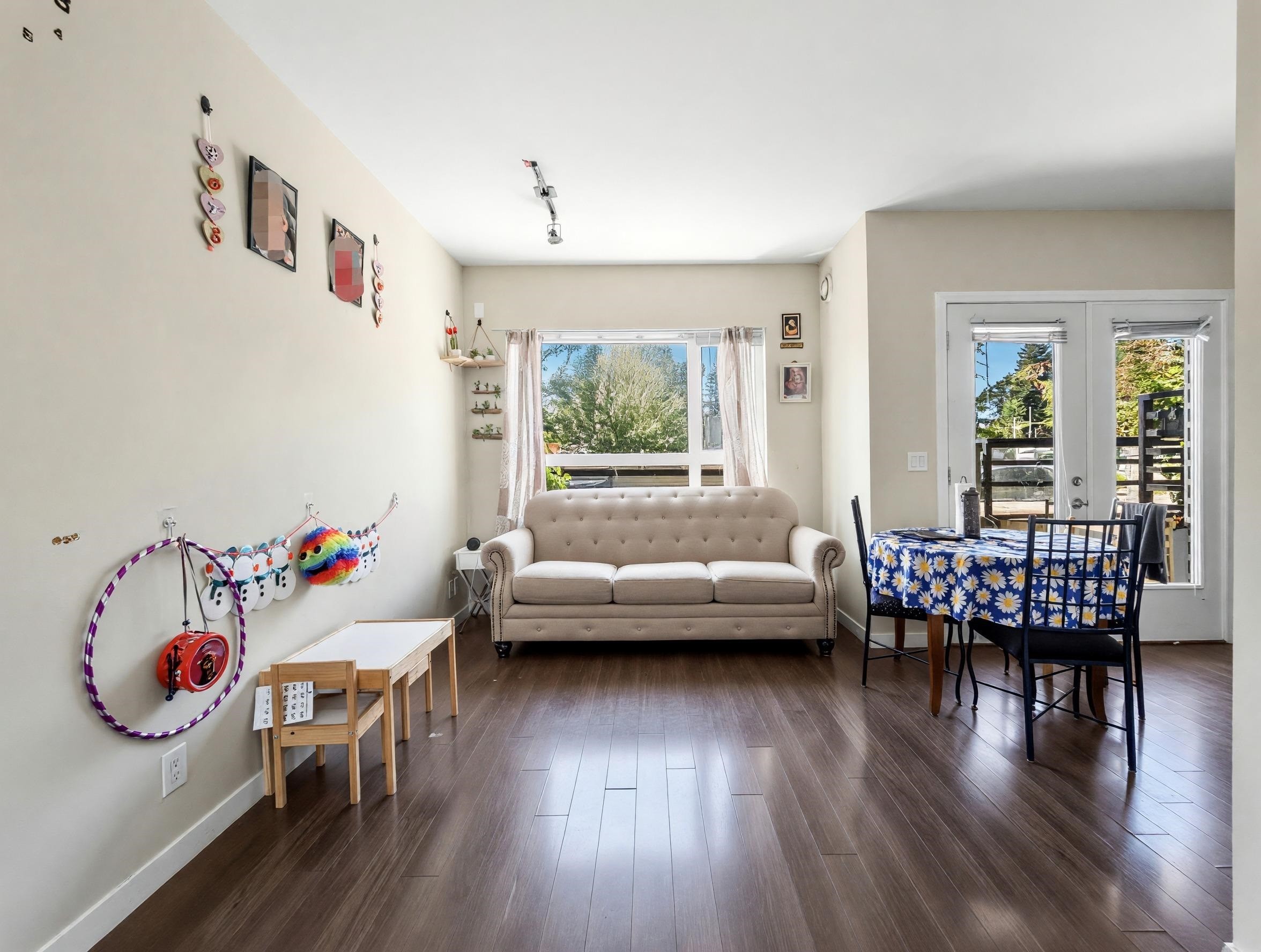 126-13228 Old Yale Road, Surrey, BC - Indoor Photo Showing Other Room
