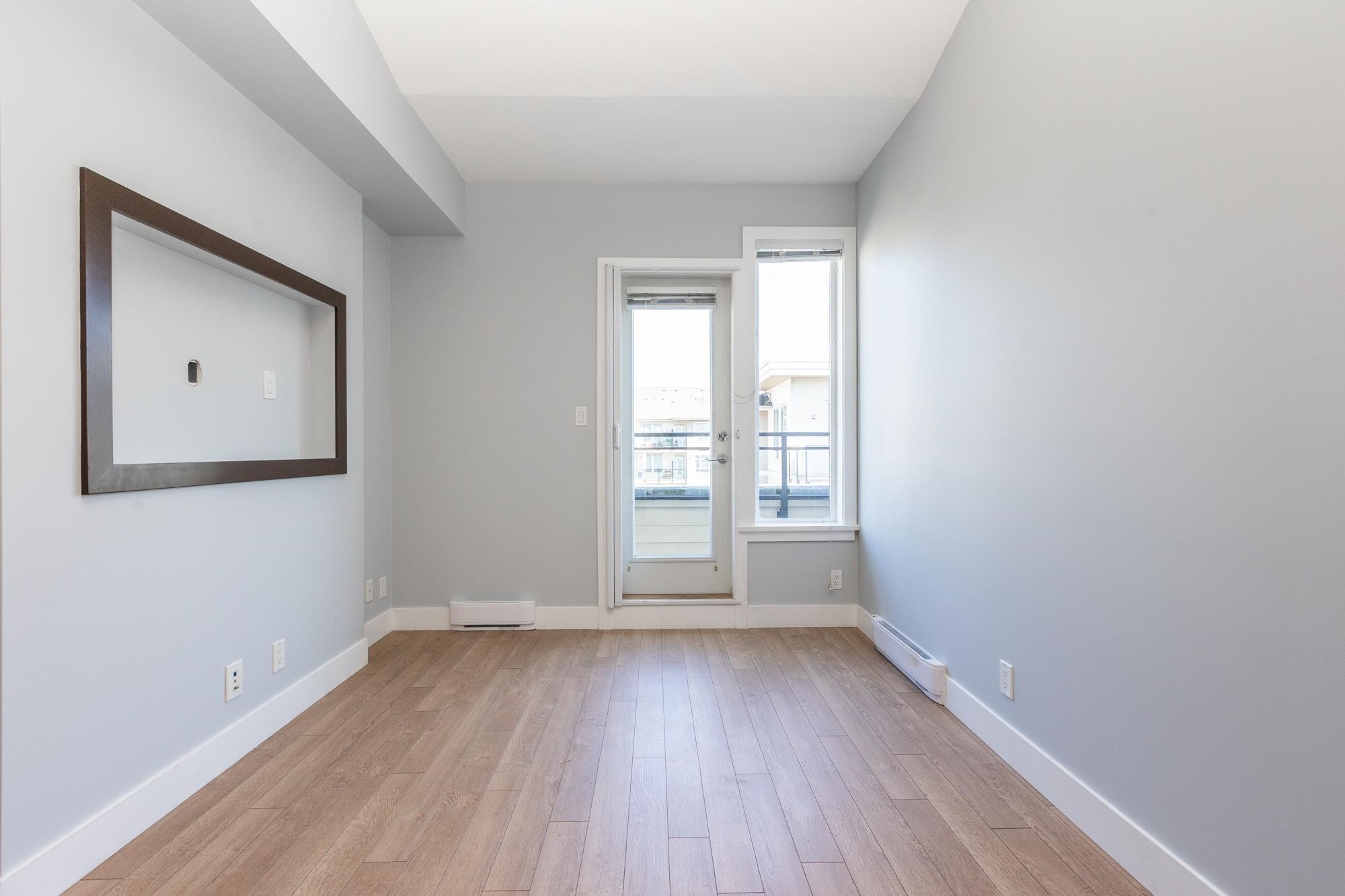 B401-20211 66 Avenue, Langley, BC - Indoor Photo Showing Other Room