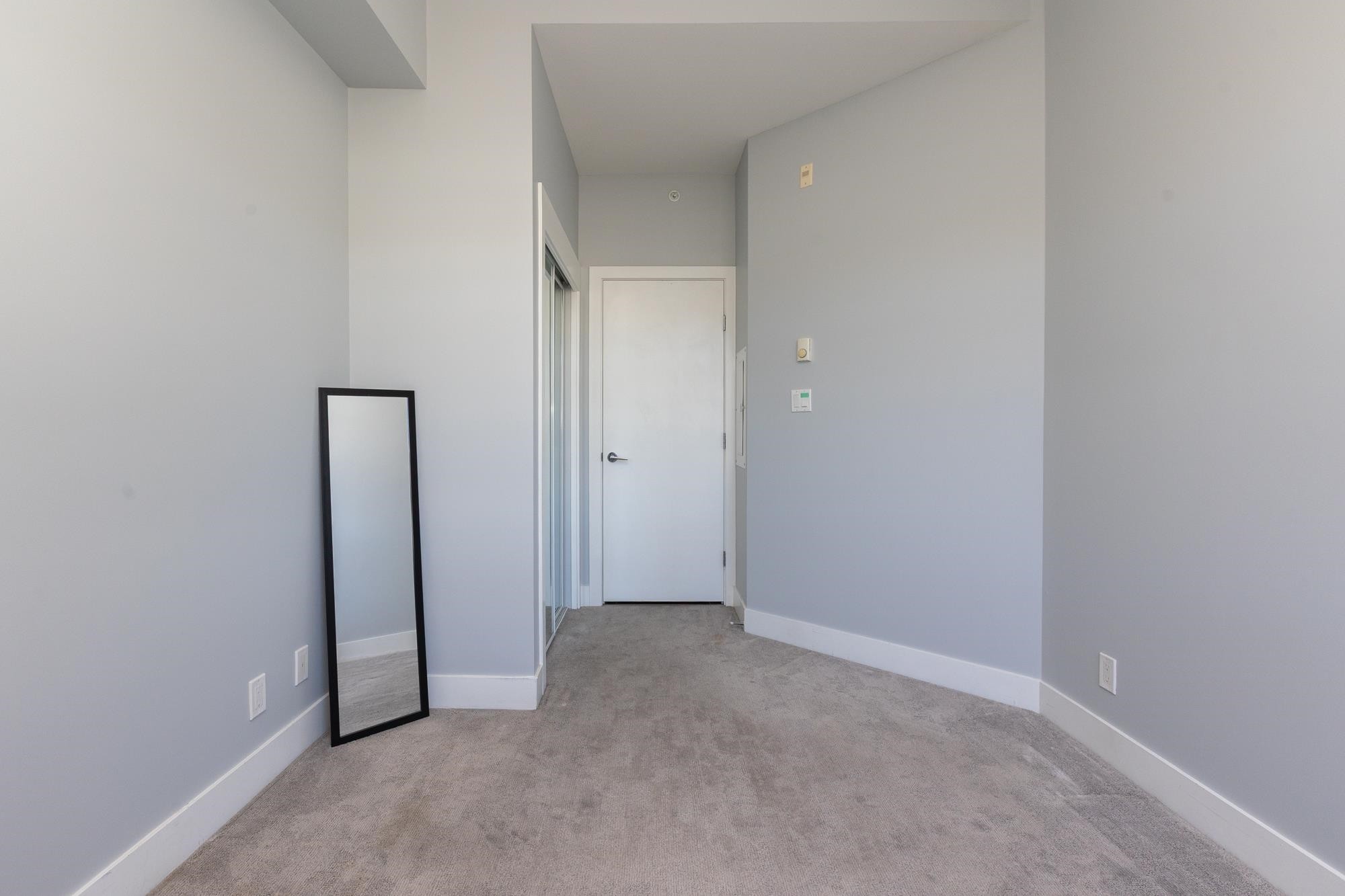 B401-20211 66 Avenue, Langley, BC - Indoor Photo Showing Other Room