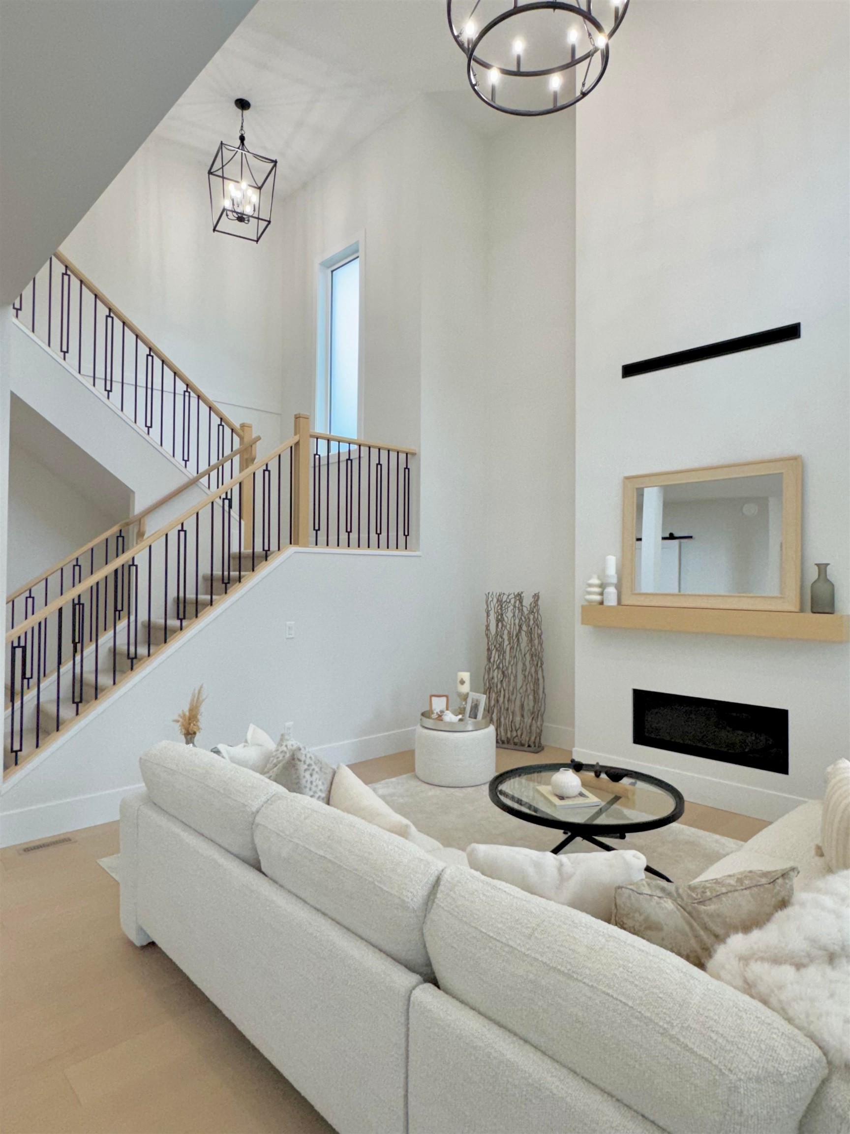 20823 33A Avenue, Langley, BC - Indoor With Fireplace