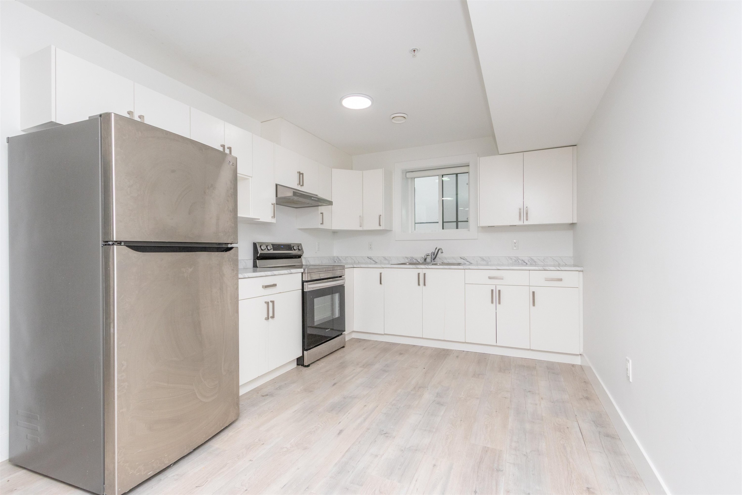 36743 Carl Creek Crescent, Abbotsford, BC - Indoor Photo Showing Kitchen