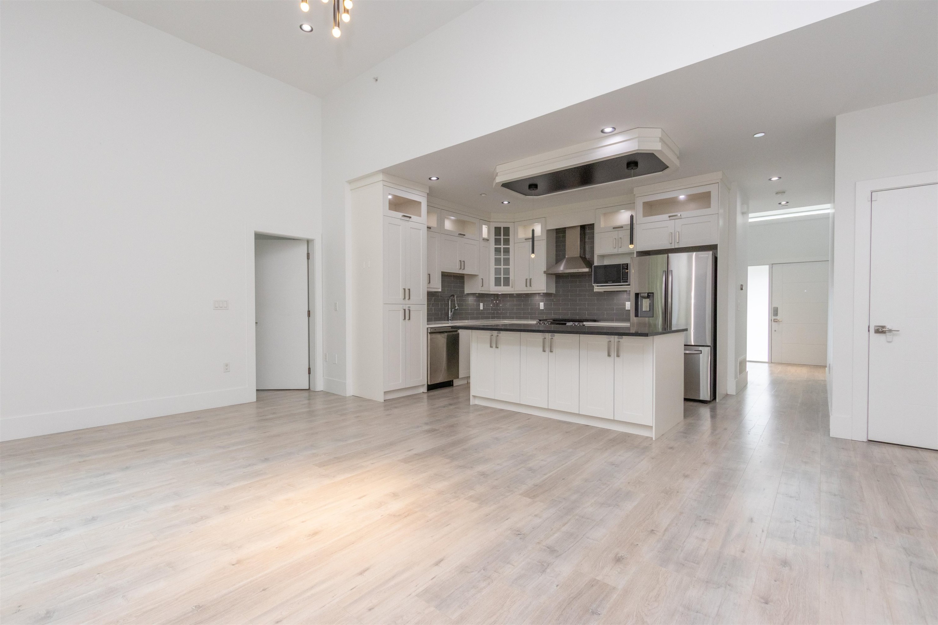 36743 Carl Creek Crescent, Abbotsford, BC - Indoor Photo Showing Kitchen