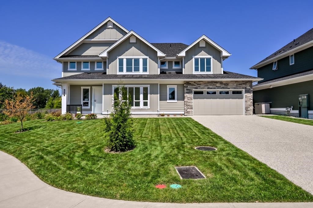 20839 35 Avenue, Langley, BC - Outdoor With Facade
