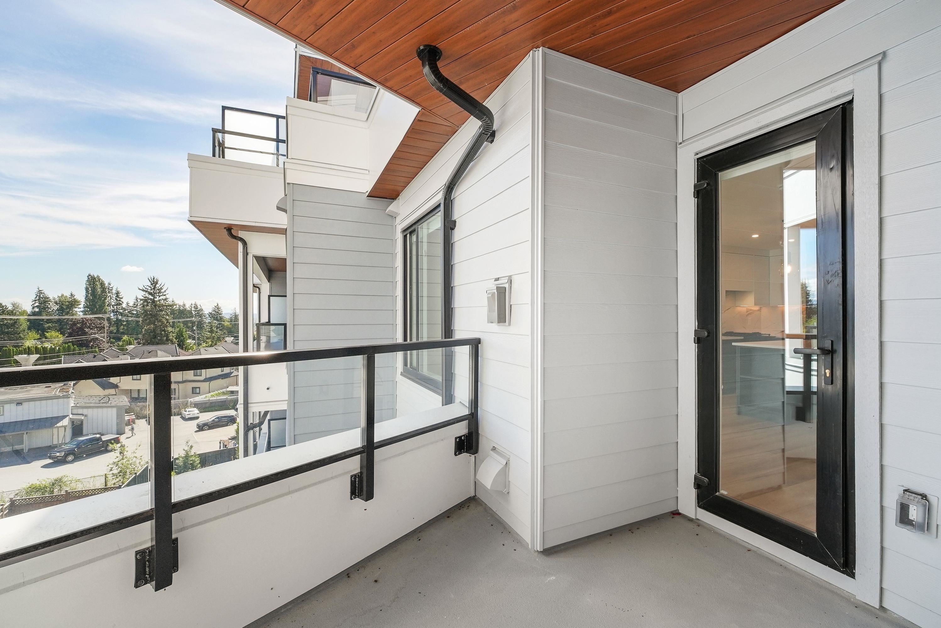 409-6270 Gooseberry Drive, Surrey, BC - Outdoor With Exterior