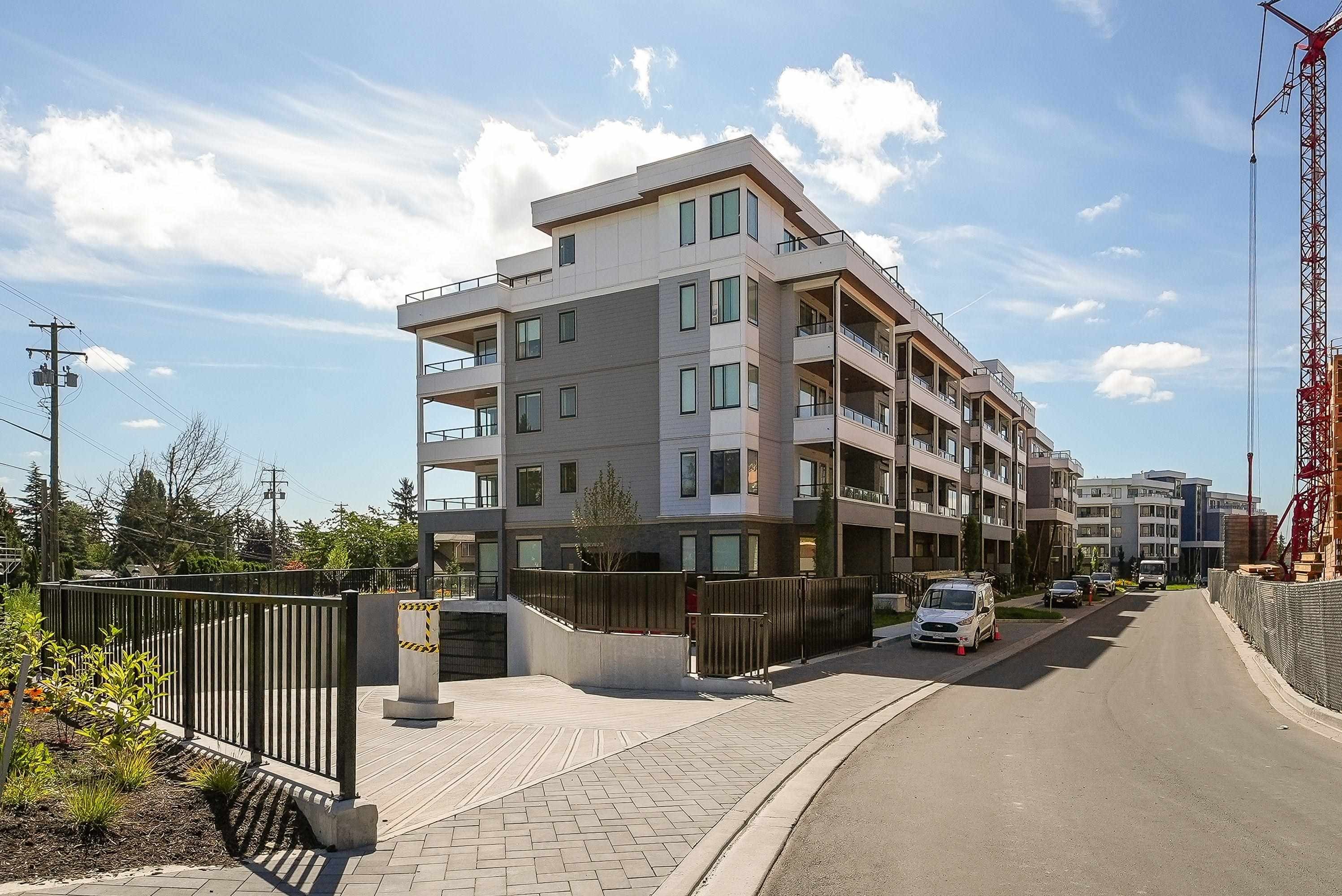 409-6270 Gooseberry Drive, Surrey, BC - Outdoor