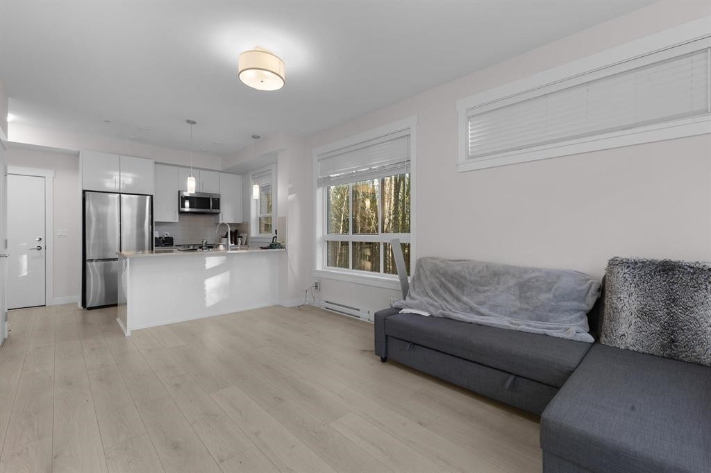 107-32690 14 Avenue, Mission, BC - Indoor