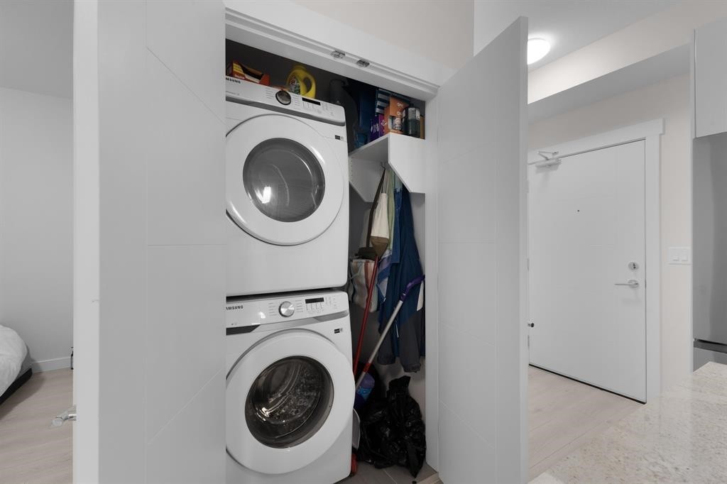 107-32690 14 Avenue, Mission, BC - Indoor Photo Showing Laundry Room