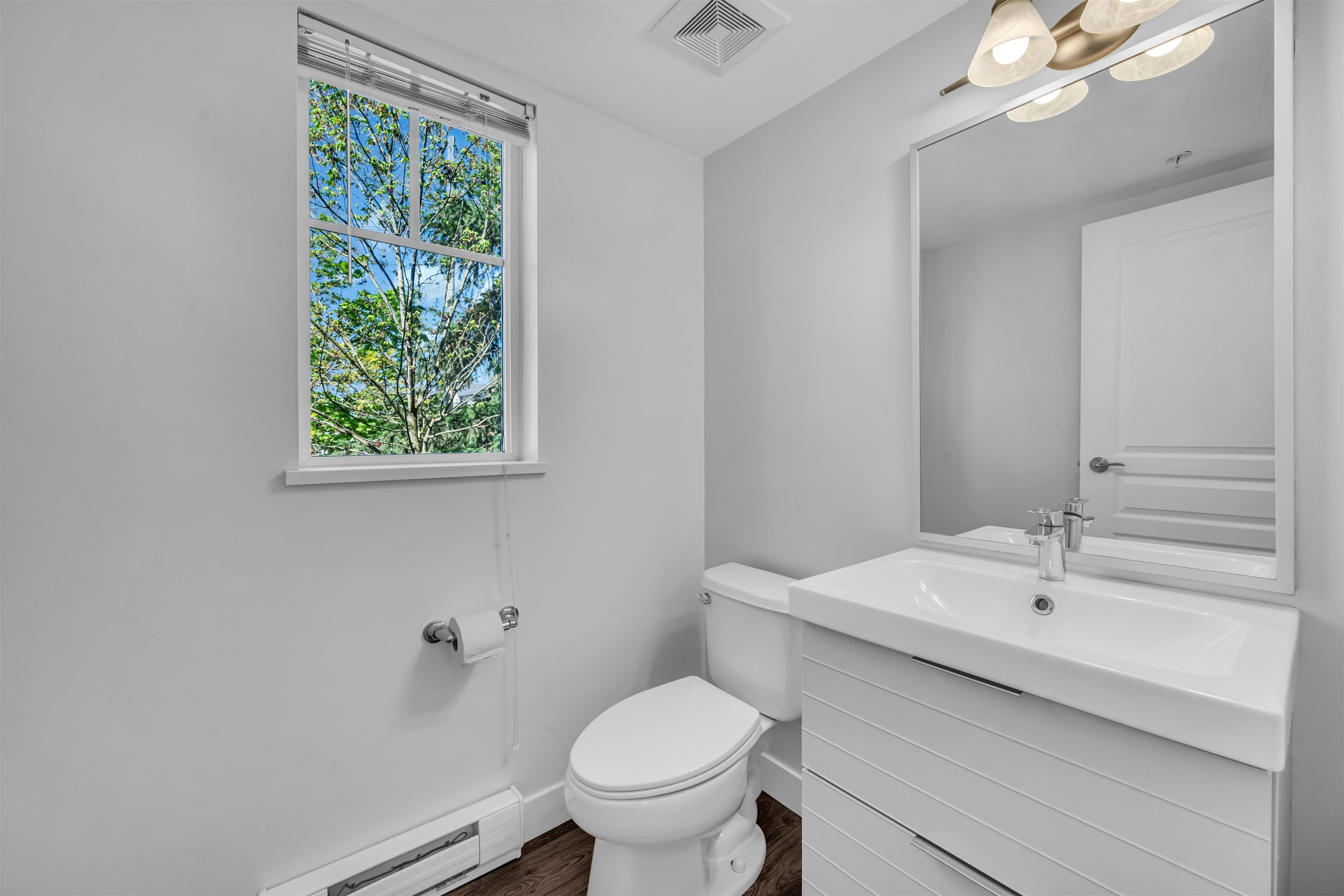 6-20038 70 Avenue, Langley, BC - Indoor Photo Showing Bathroom