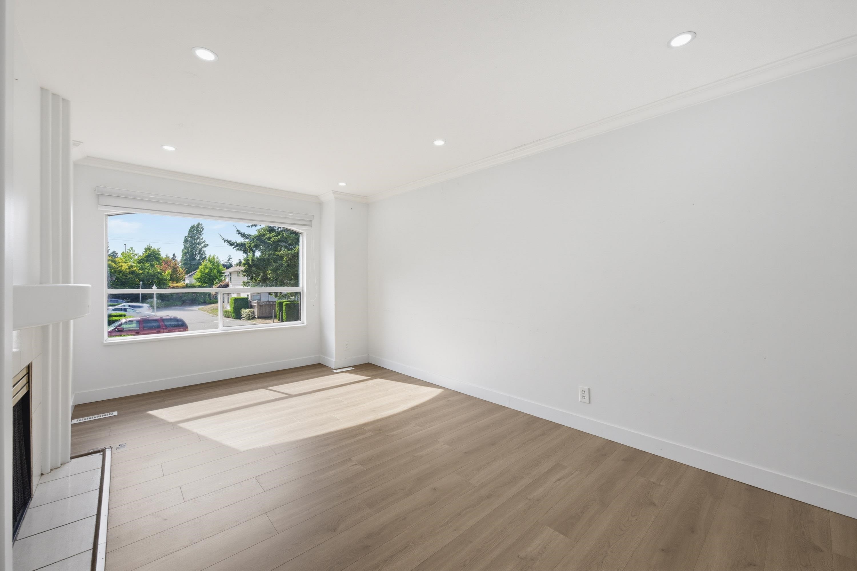 21-7140 132 Street, Surrey, BC - Indoor Photo Showing Other Room